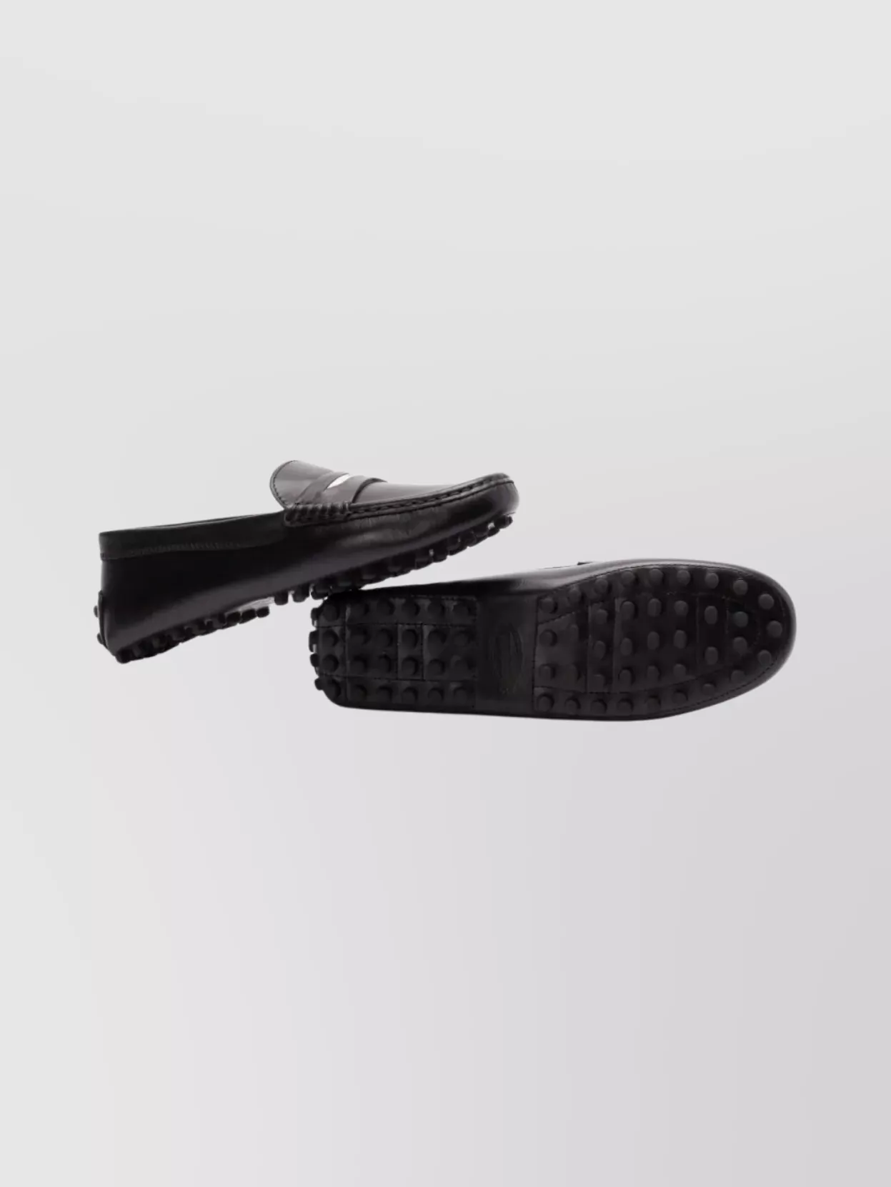 Tod's Round Toe Loafers Featuring Rubber Sole Design