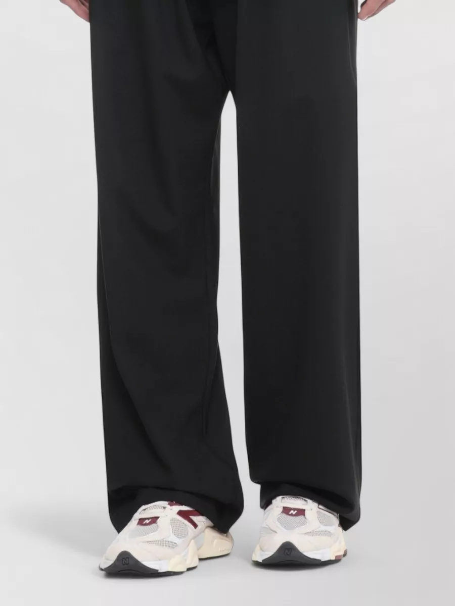 New Balance Casual Low Top Sneakers With Mesh Panels