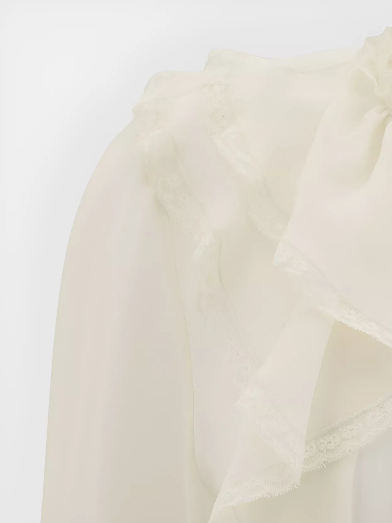 Chloé Lace-trimmed Ruffled Silk Blouse
