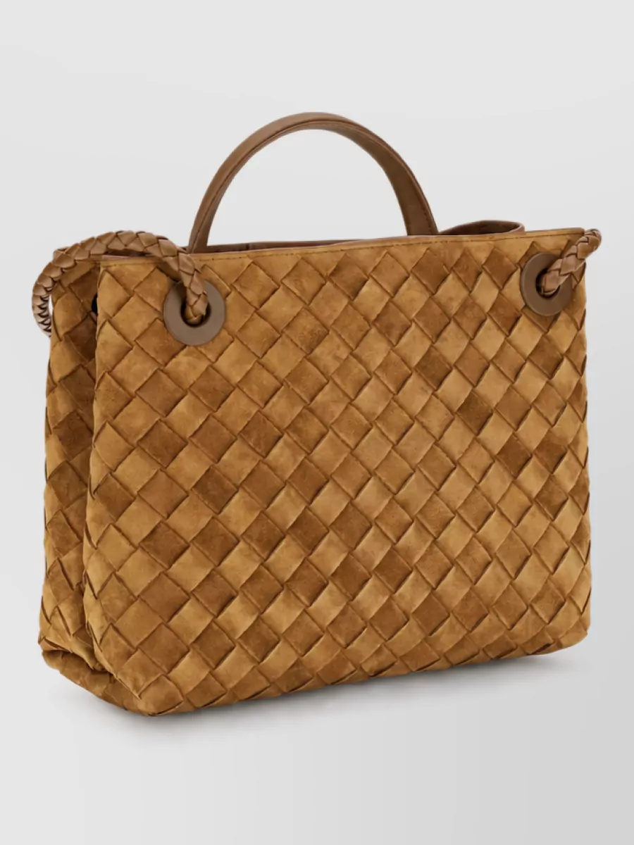 Bottega Veneta Andiamo Small Leather Tote Bag