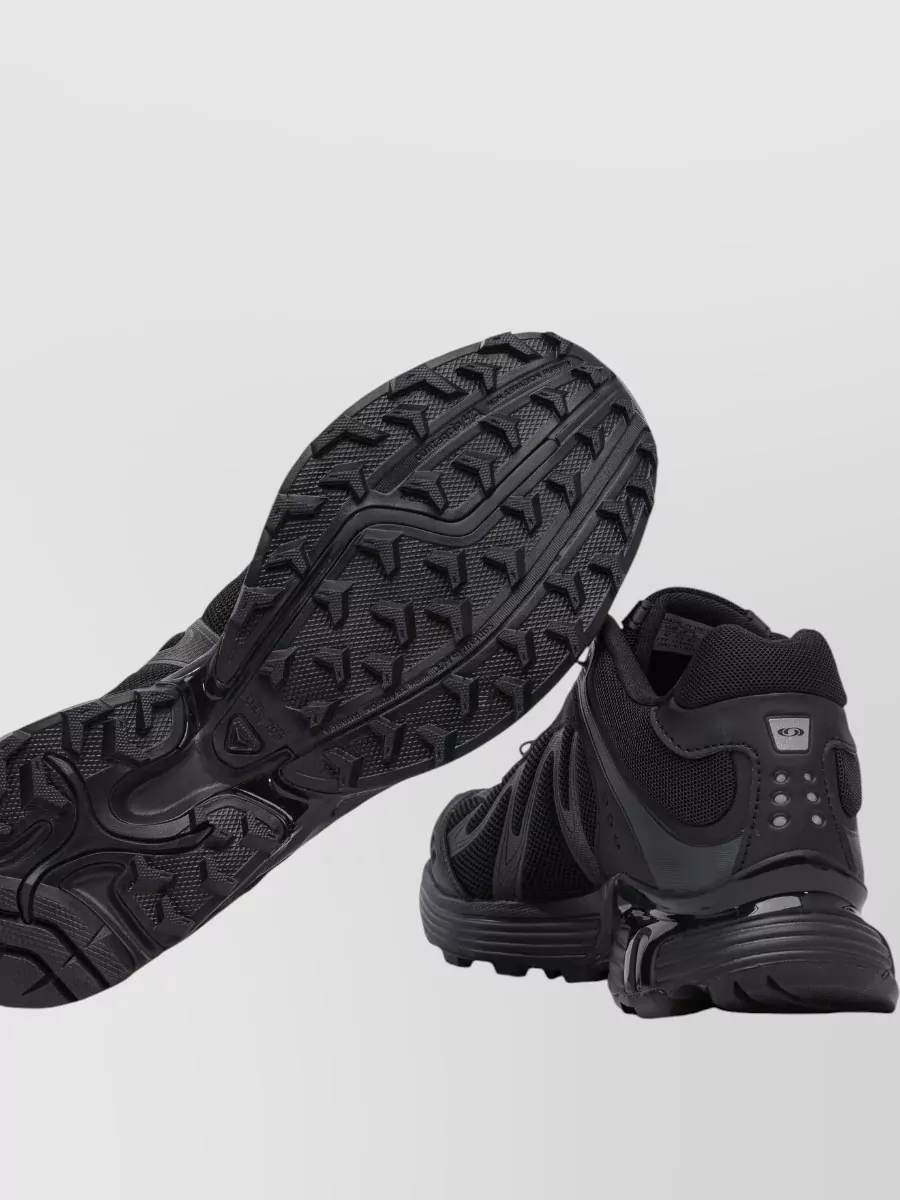 Salomon Low-Top Sneakers