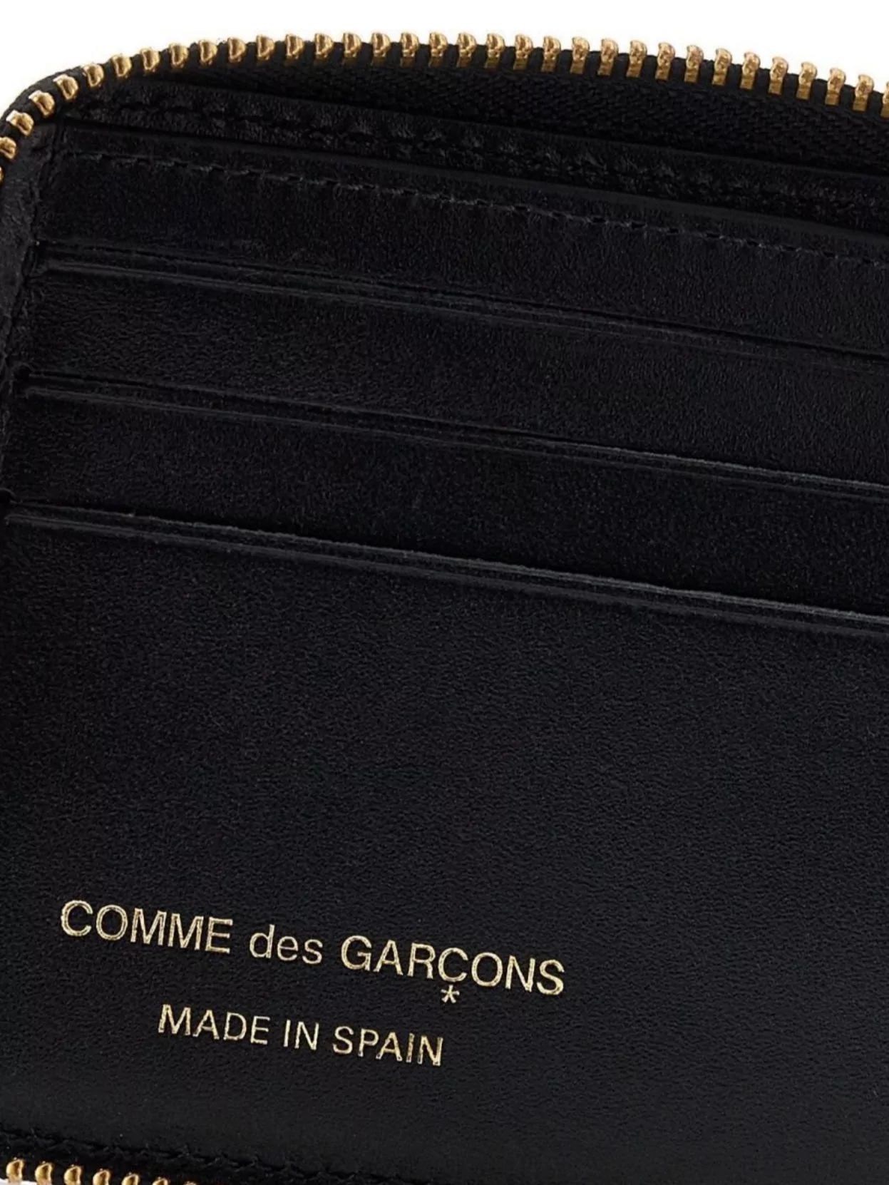 COMME DES GARÇONS LEATHER WALLET COMPACT GOLD-TONE HARDWARE