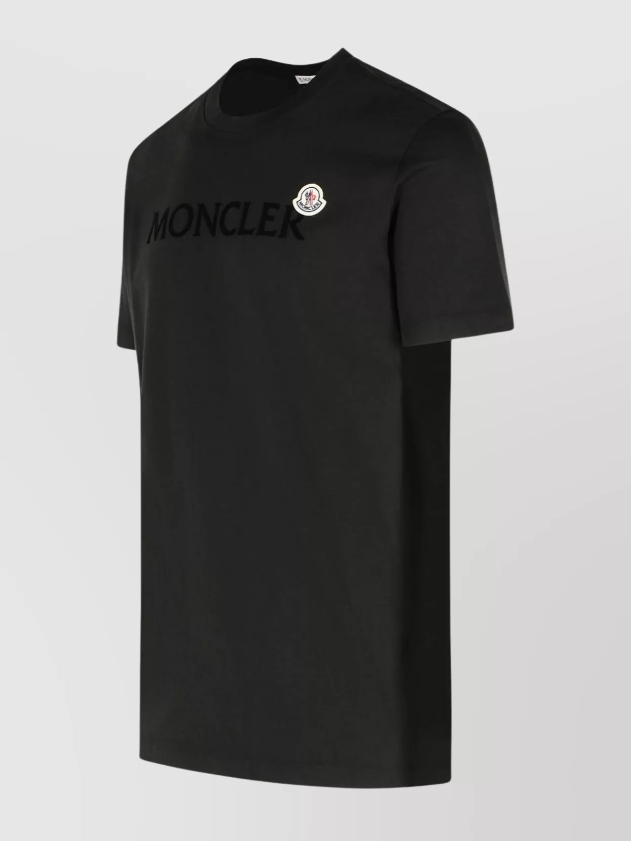 Tシャツ・カットソー Moncler Crew-Neck T-Shirt With Logo Patch Moncler Crewneck T-Shirt in Cotton | Saks Fifth Avenue