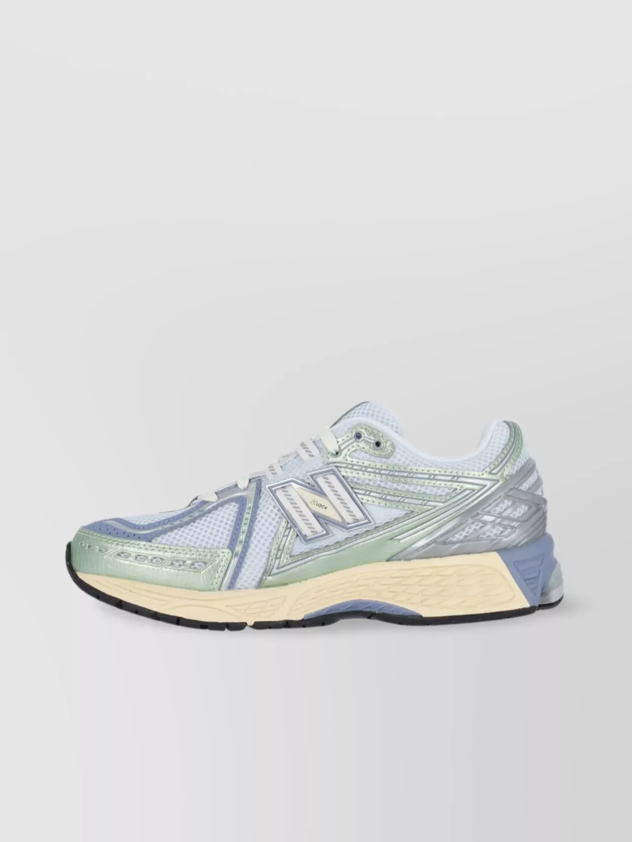 New Balance Low Top Sneakers With Mesh Upper And Reflective Accents