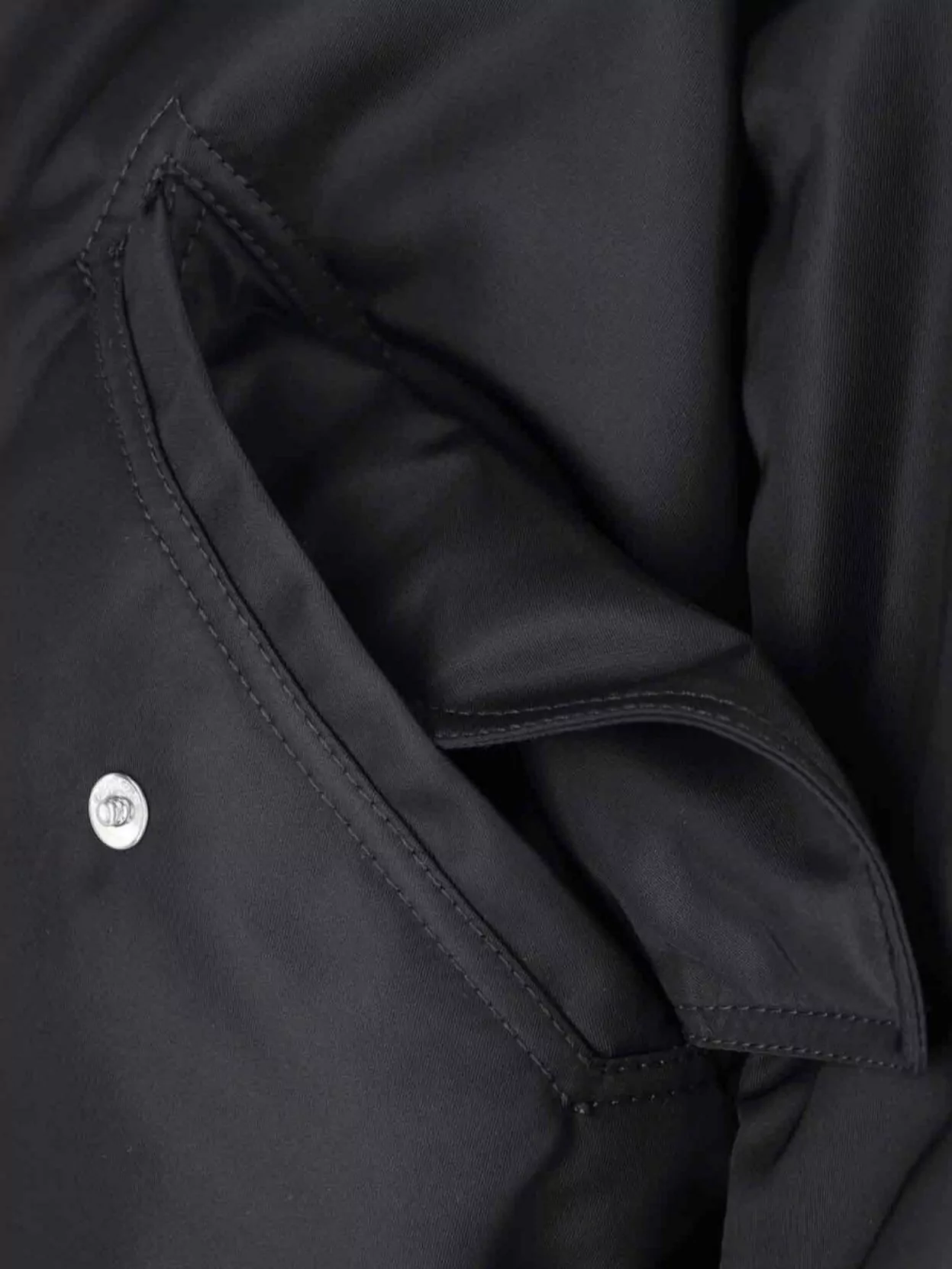 Off-White Relaxed Fit Jacket Side Pockets