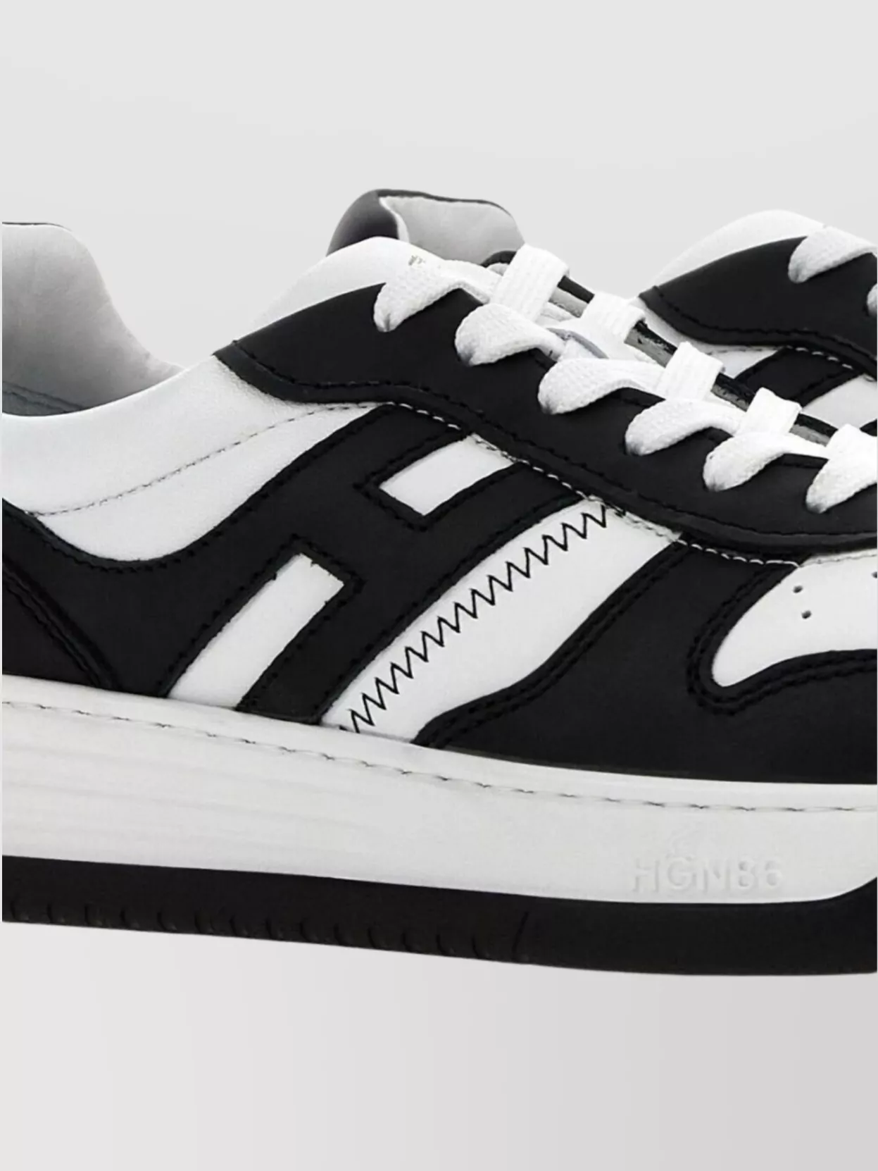 Hogan Sneakers With Round Toe And Contrast Panels