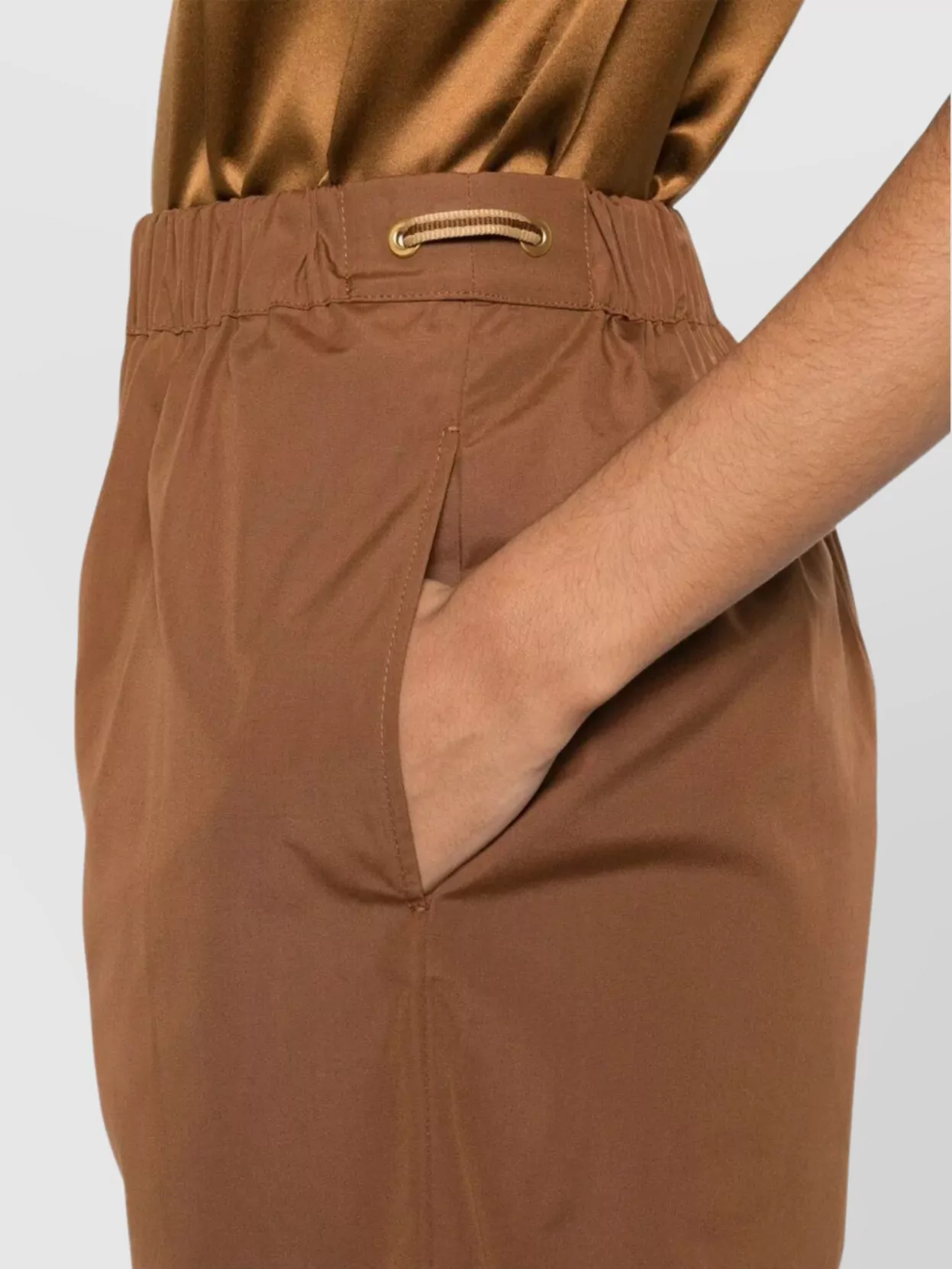 Max Mara Pleated Shorts With Elastic Waistband And Gold-Tone Hardware