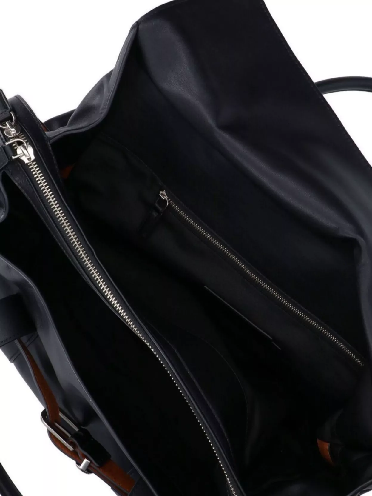 Marc Jacobs Stylish Tote Bag Featuring Buckle Detail
