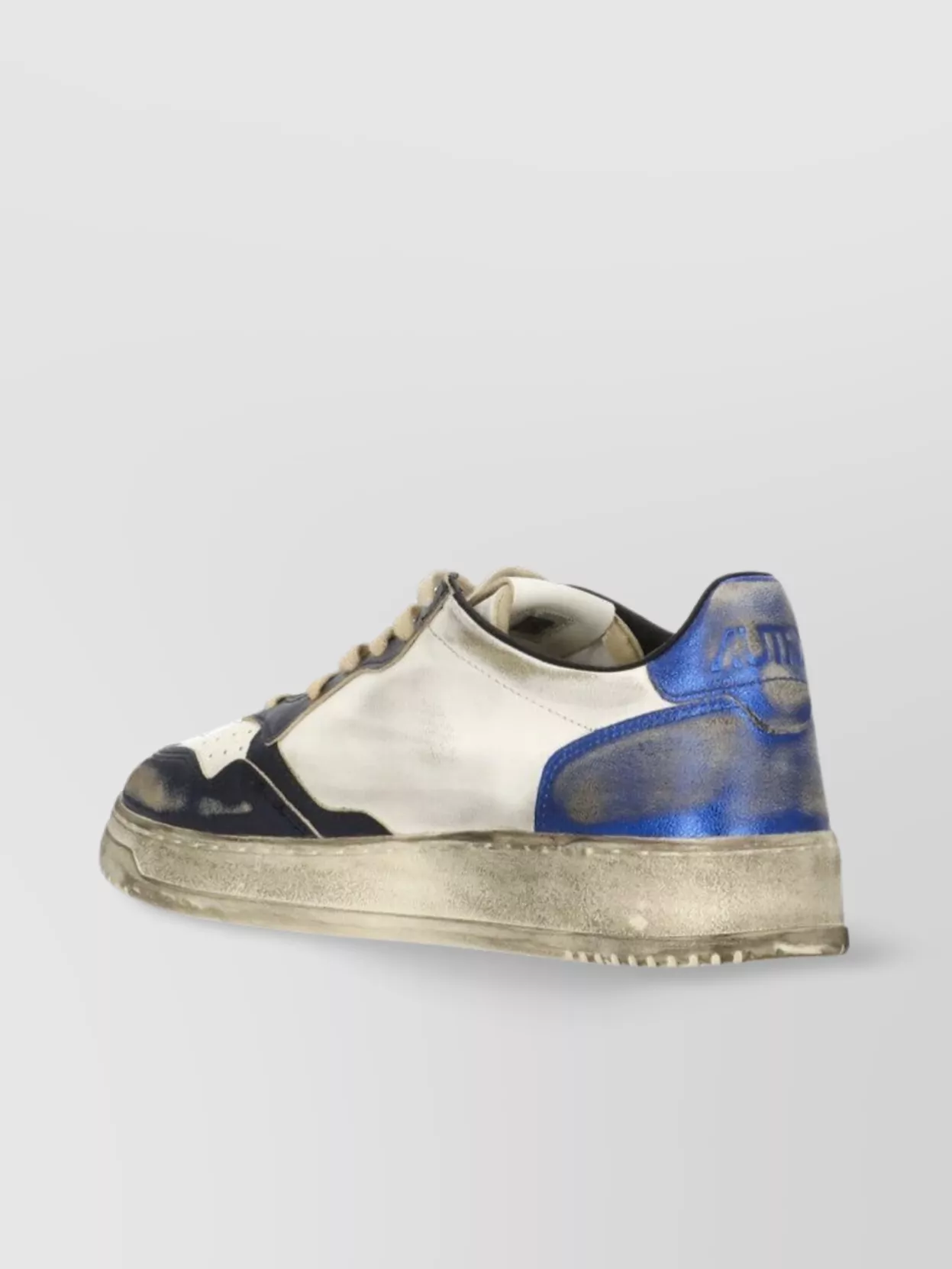 Autry Colorblock Low-top Sneakers With Lace-up Front And Signature Details In Neutral