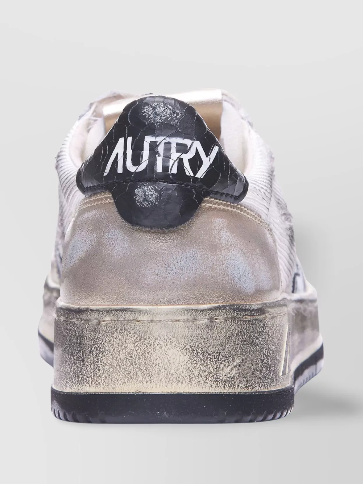Autry Low Top Leather Sneakers With Used Effect