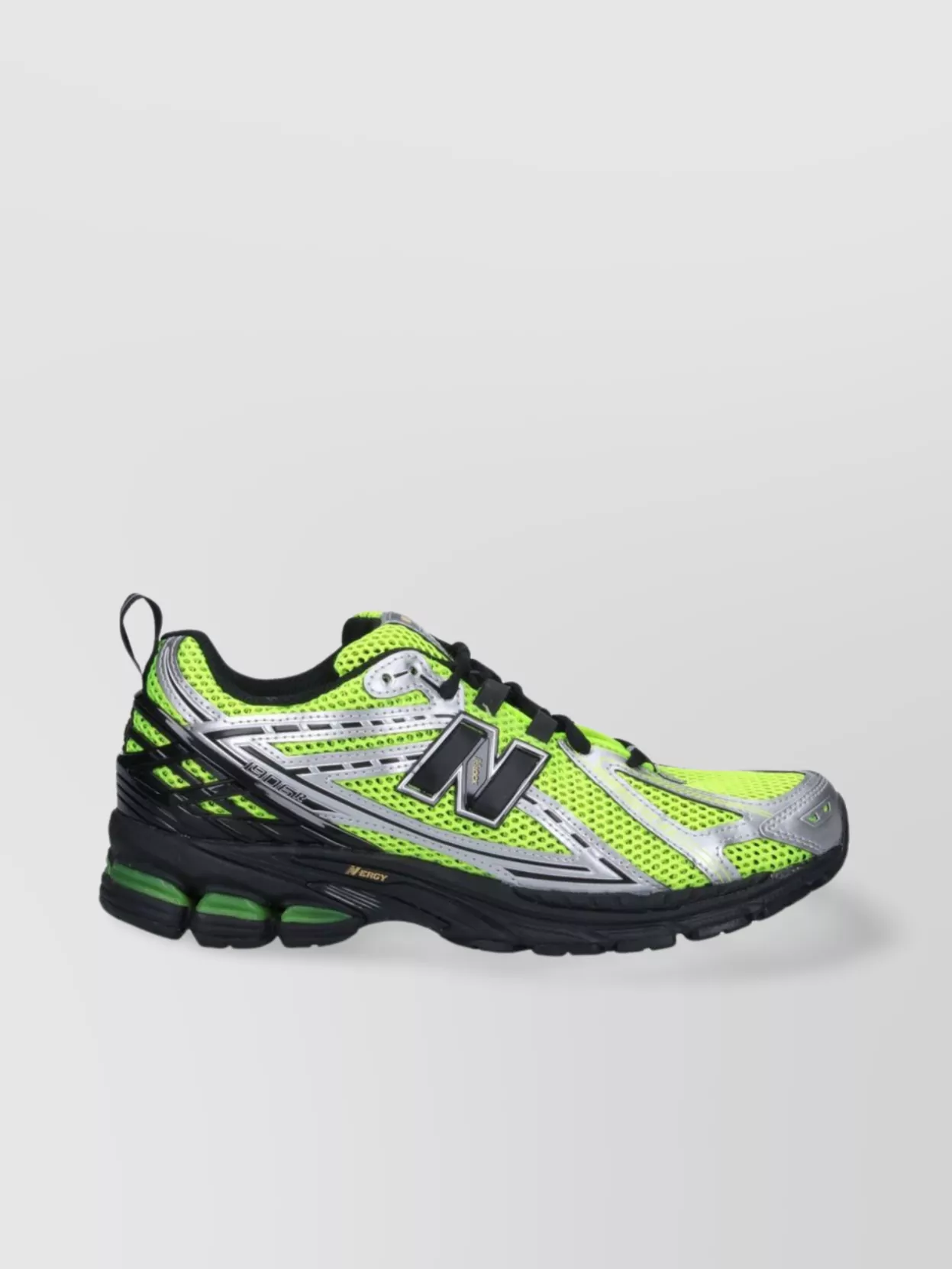 New Balance Low Top Sneakers With Mesh Upper And Pull Tab In Green