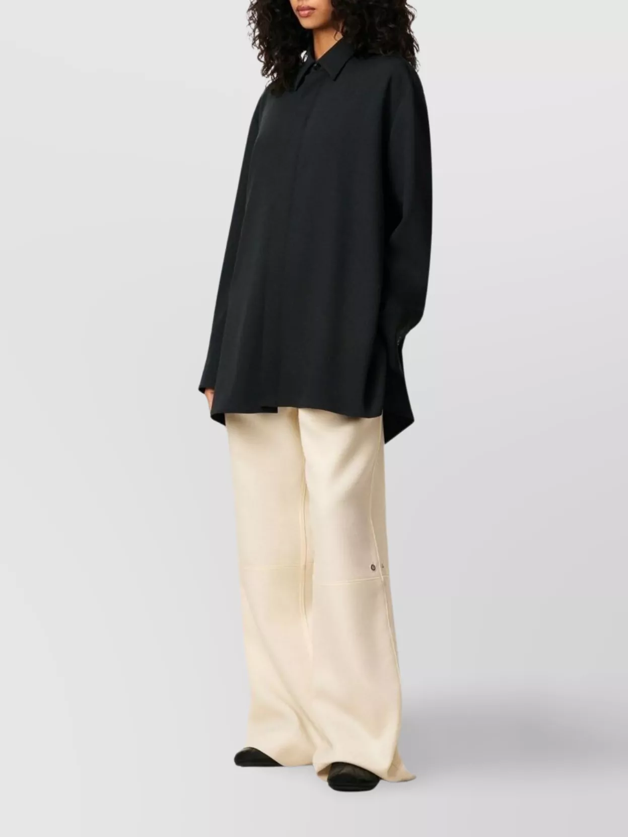 Ami Paris Wool Shirt With Curved Hem And Side Slits
