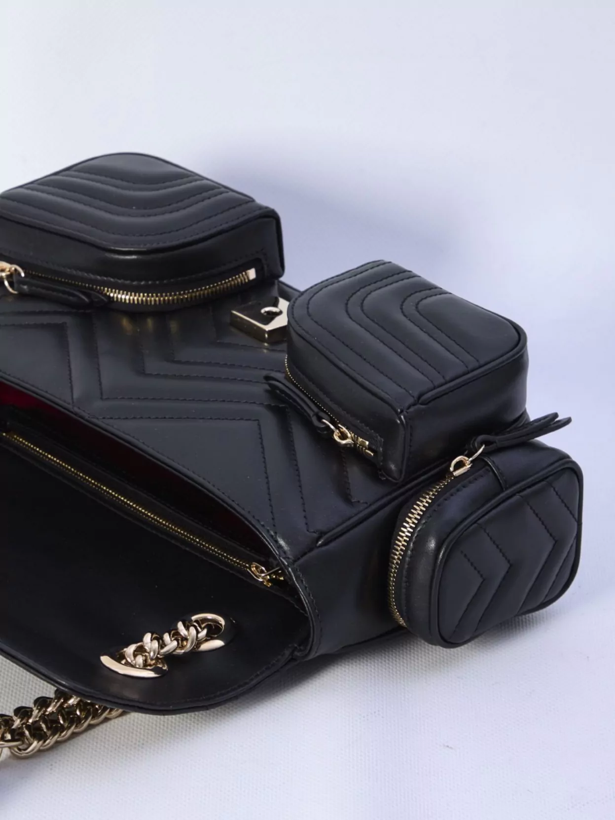 Gucci Marmont Multi-Pocket Bag Gg