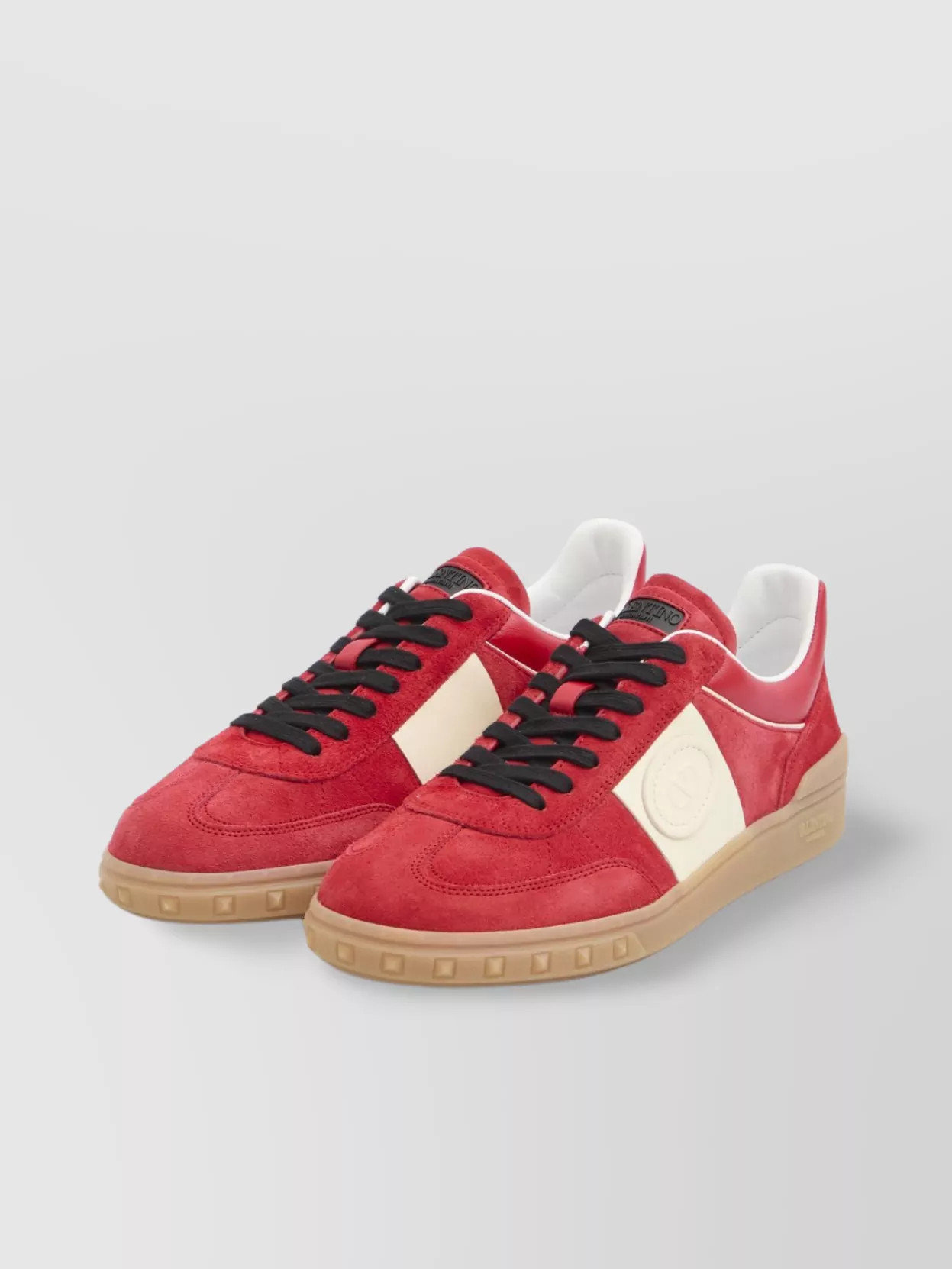 Valentino Garavani Low Top Sneakers In Leather And Rubber