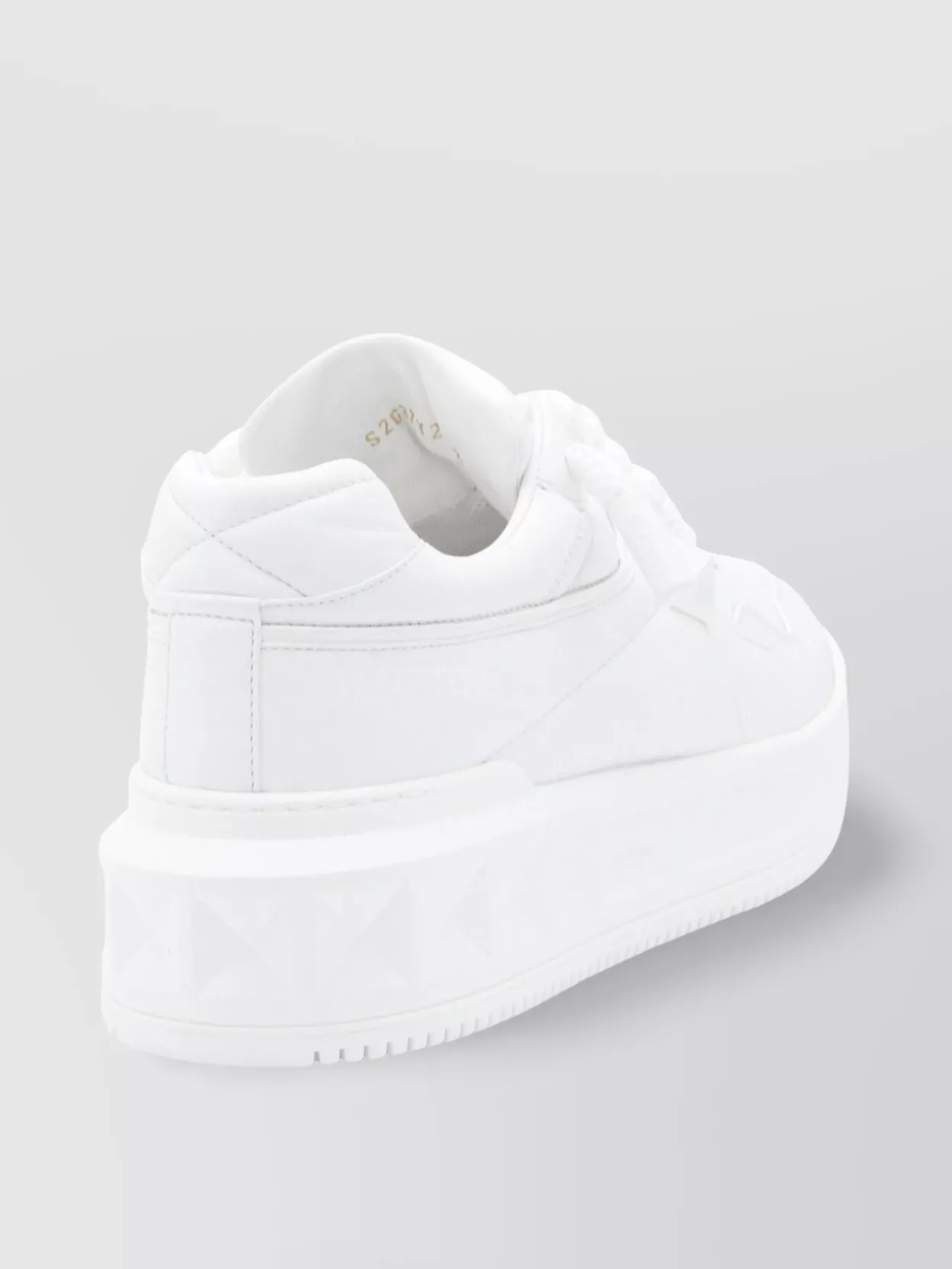 Valentino Garavani Mens White One Stud Xl Chunky-sole Leather Low-top Trainers