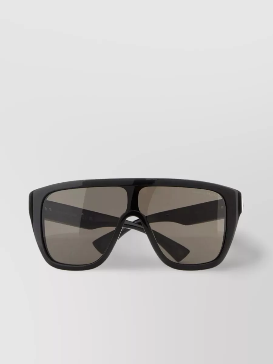 Alexander Mcqueen Bold Oversize Sunglasses With Metal Skull Embellishments