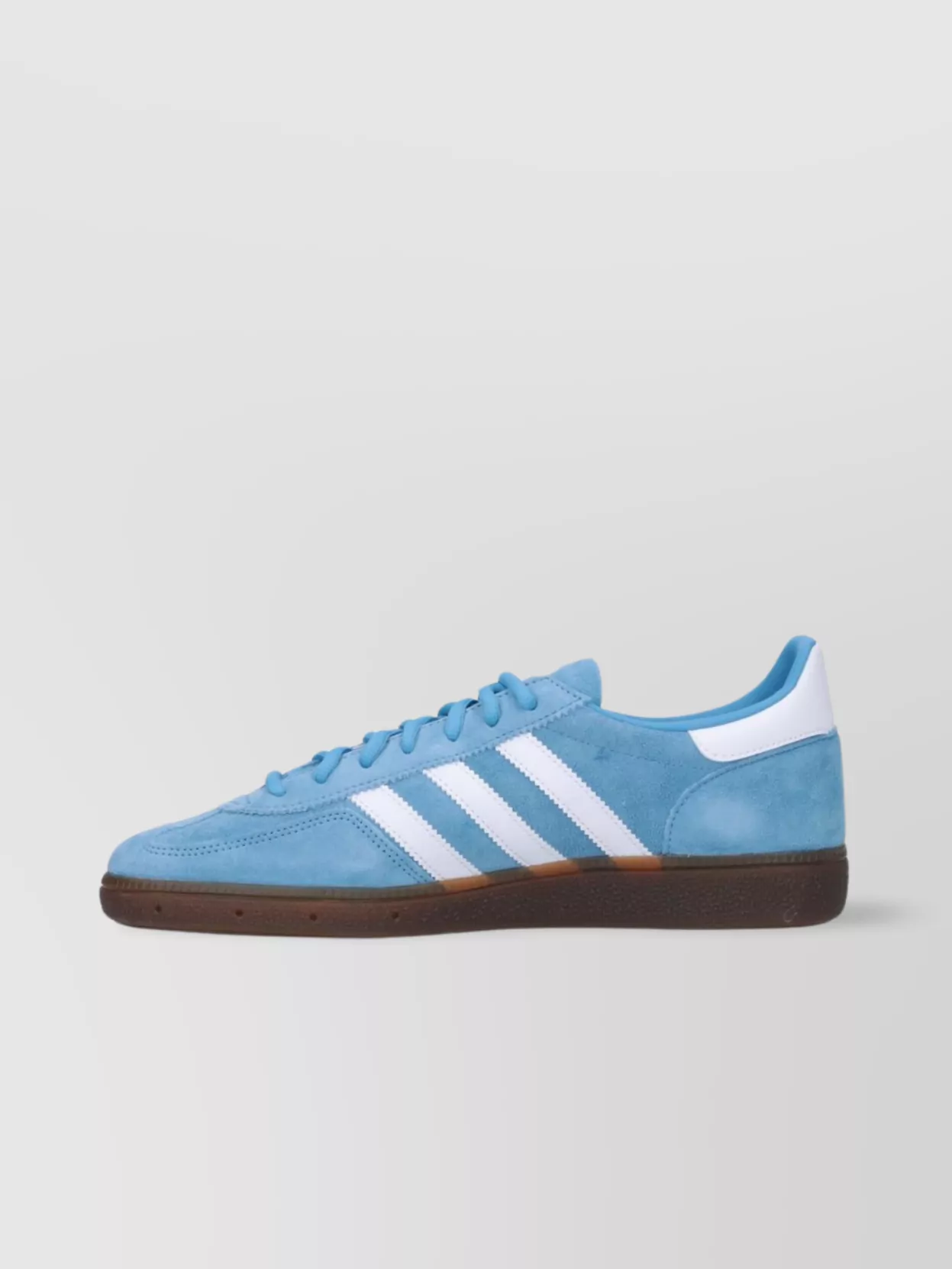 Adidas Low Top Sneakers With Contrast Heel Tab