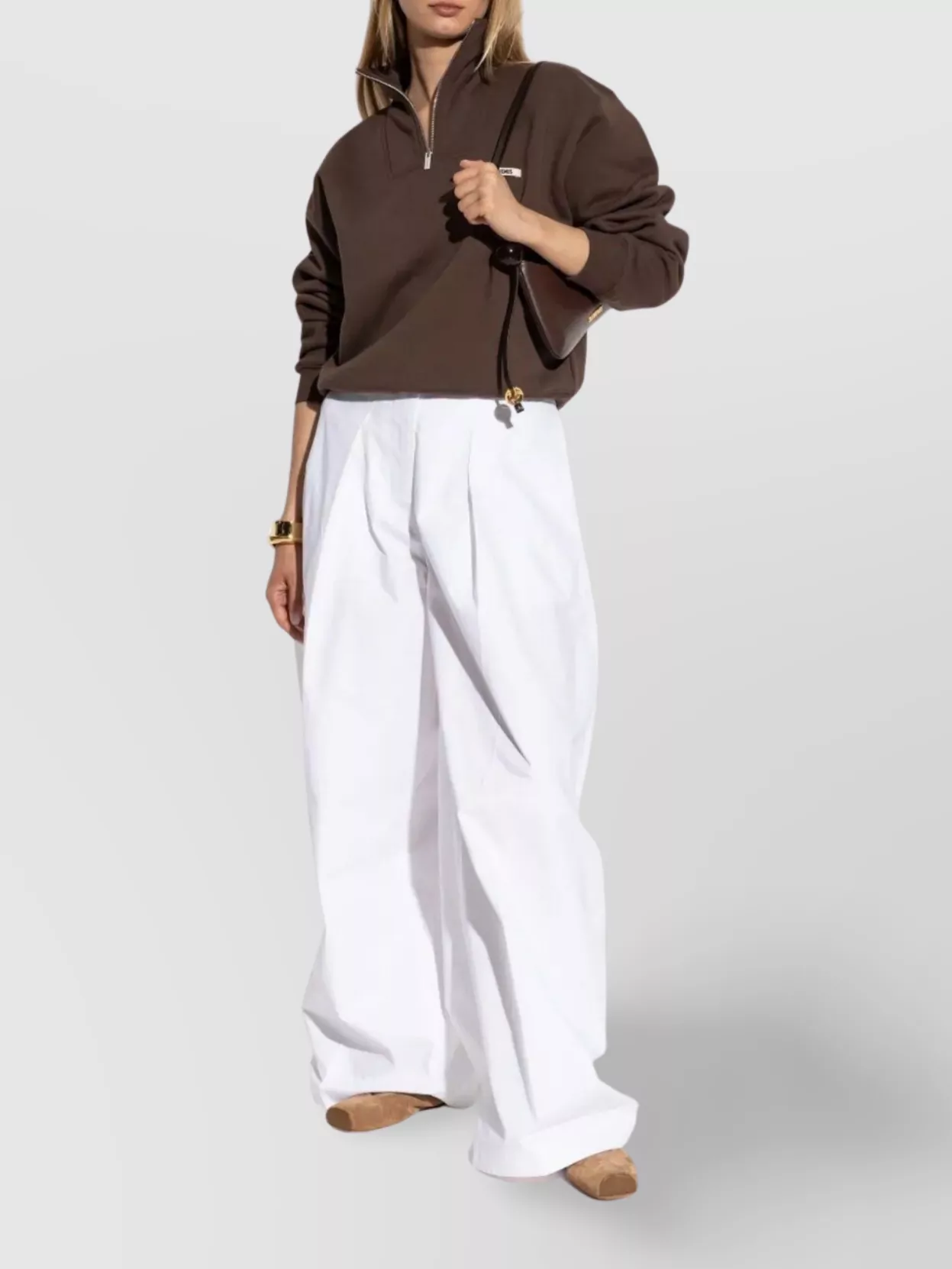 Jacquemus Chunky Ribbed Trucker Sweatshirt With High Neck In Brown