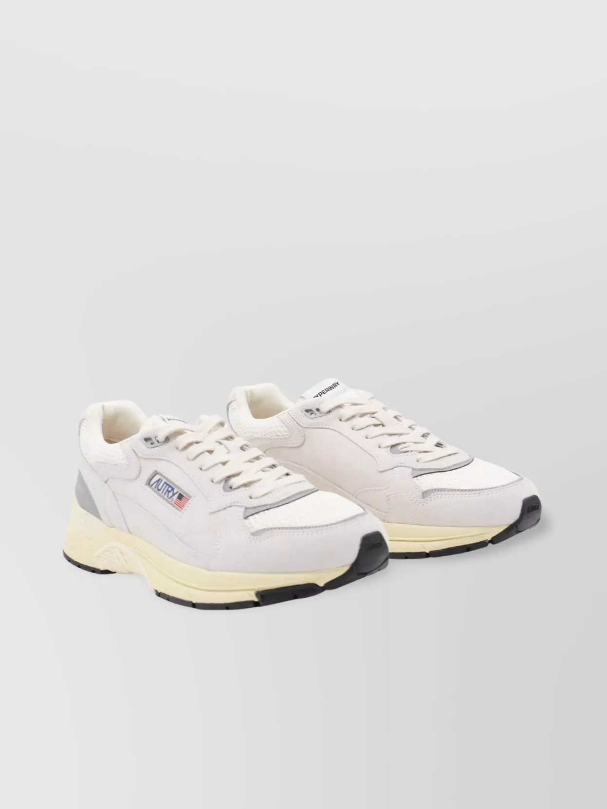 Autry Mesh Panel Low Top Sneakers In Gray