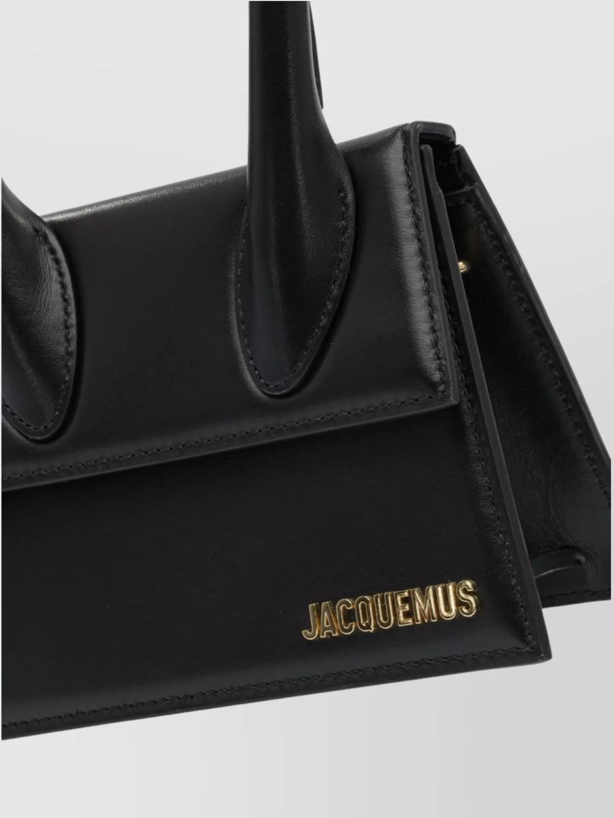Jacquemus The Medium Chiquito Leather Handbag.