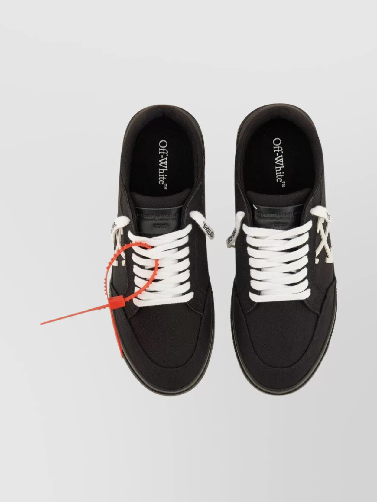 Off-White Round Toe Sneakers Featuring Rubber Sole Design