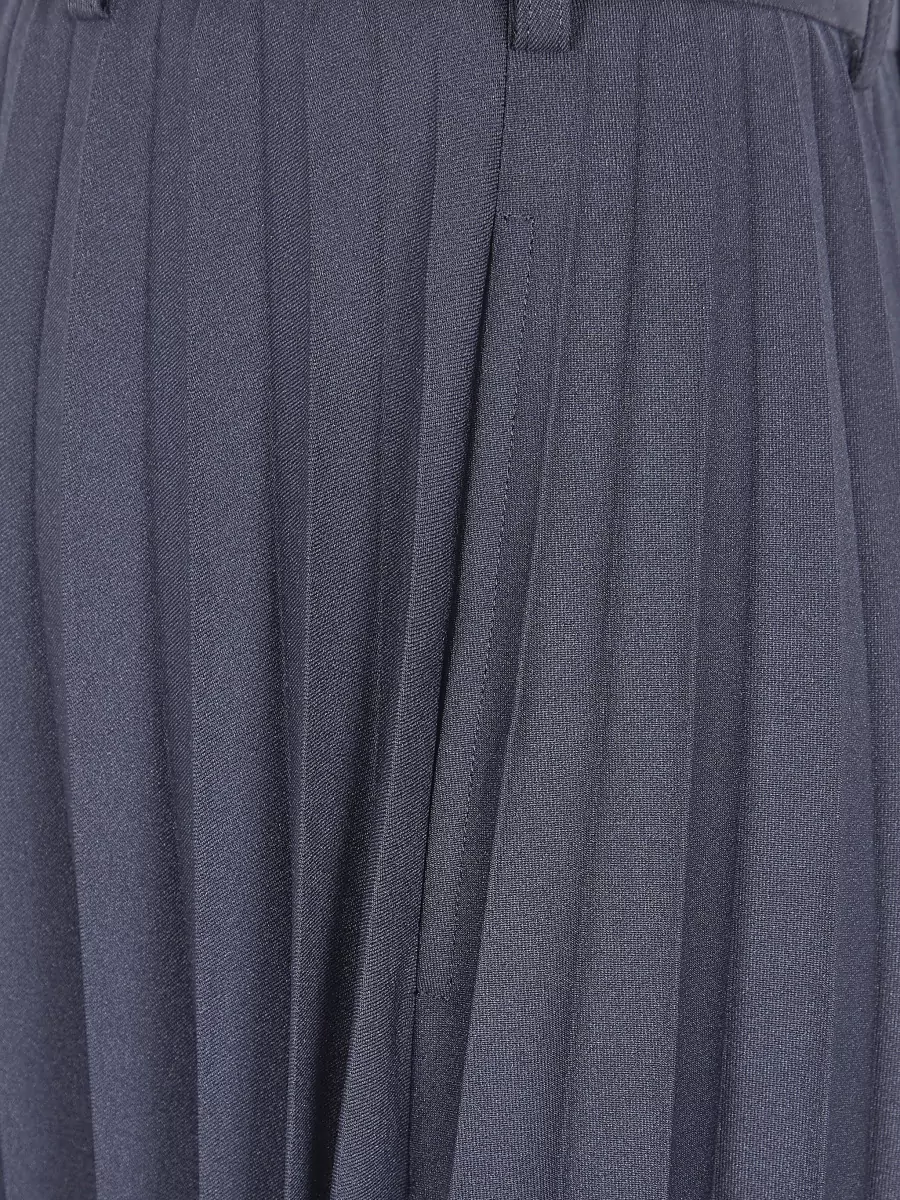 Comme Des Garçons Pleated Cropped Trousers