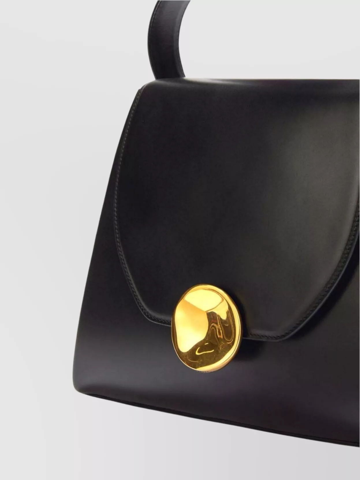 Jil Sander Bucket Bag With Structured Silhouette And Top Handle In Black