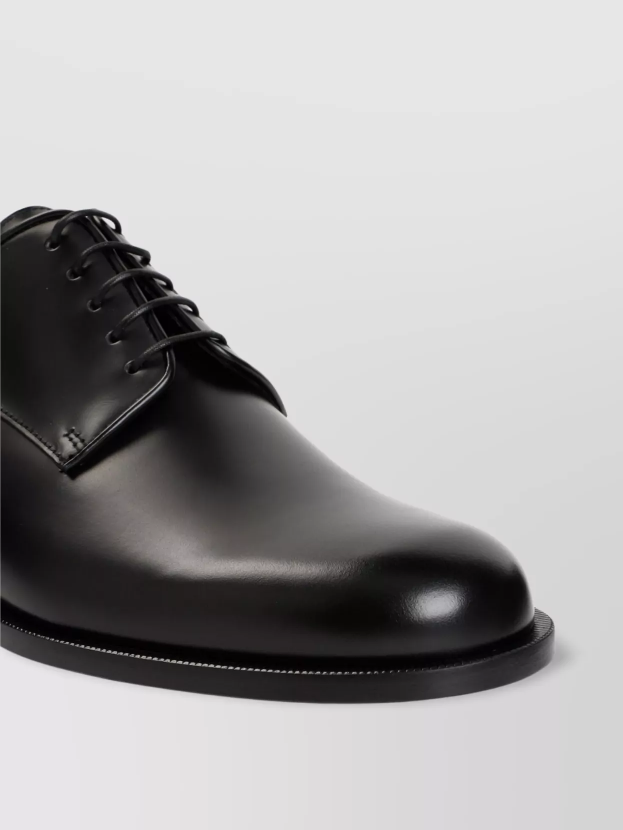 Giorgio Armani Almond Toe Lace-Up Leather Shoes