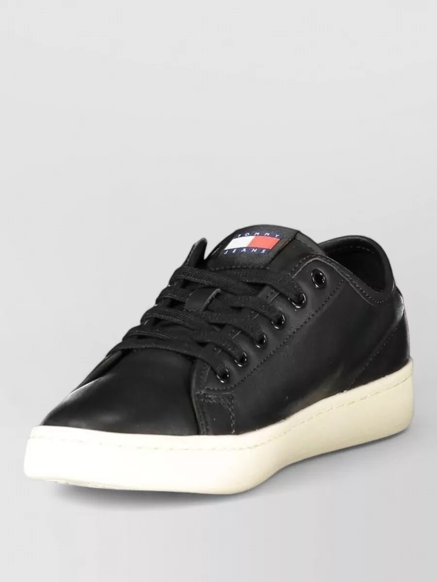 Tommy Hilfiger Leather lace-up sneakers