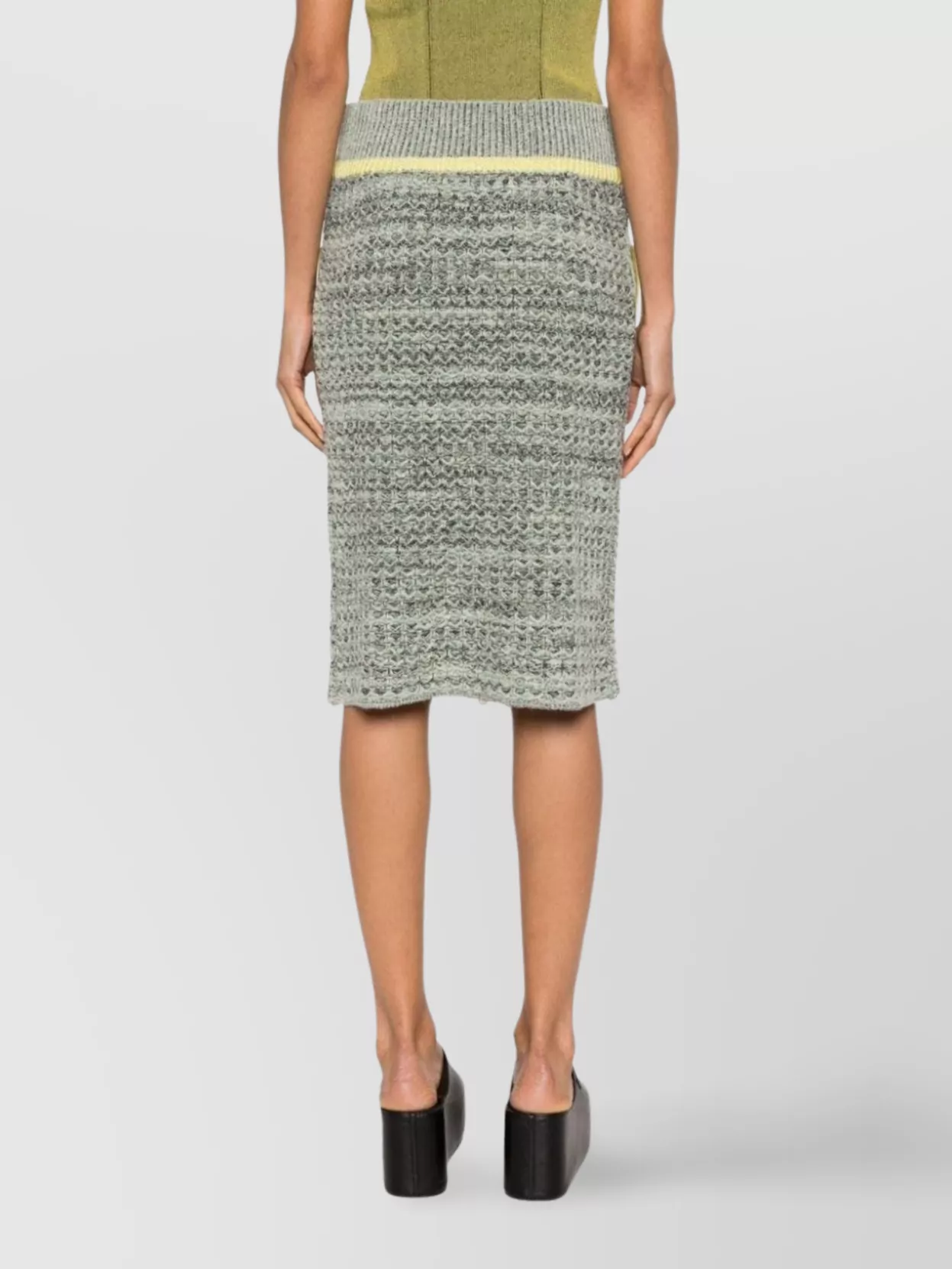 Cormio Floral Embroidery Knitted Skirt