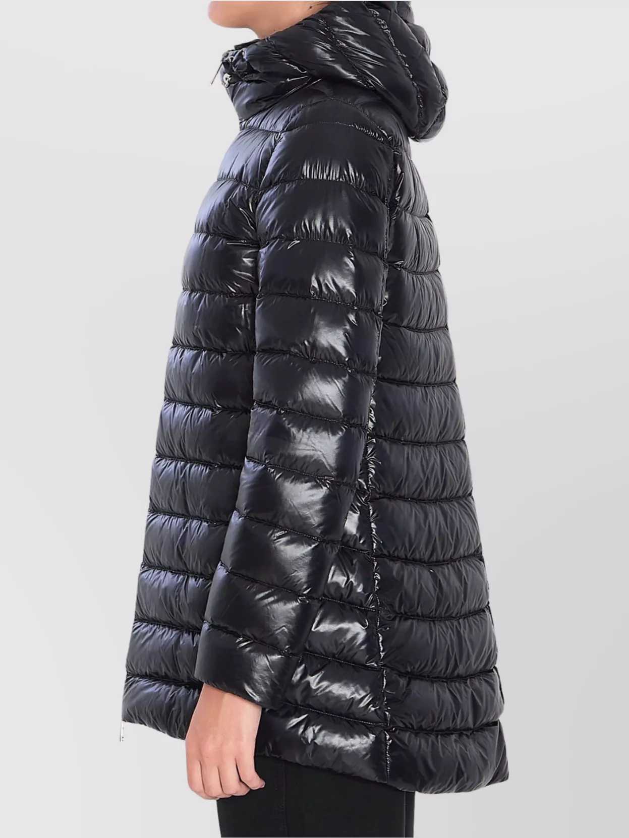 Herno Puffer Jacket With Drawstring Hood And Quilted Texture In Black