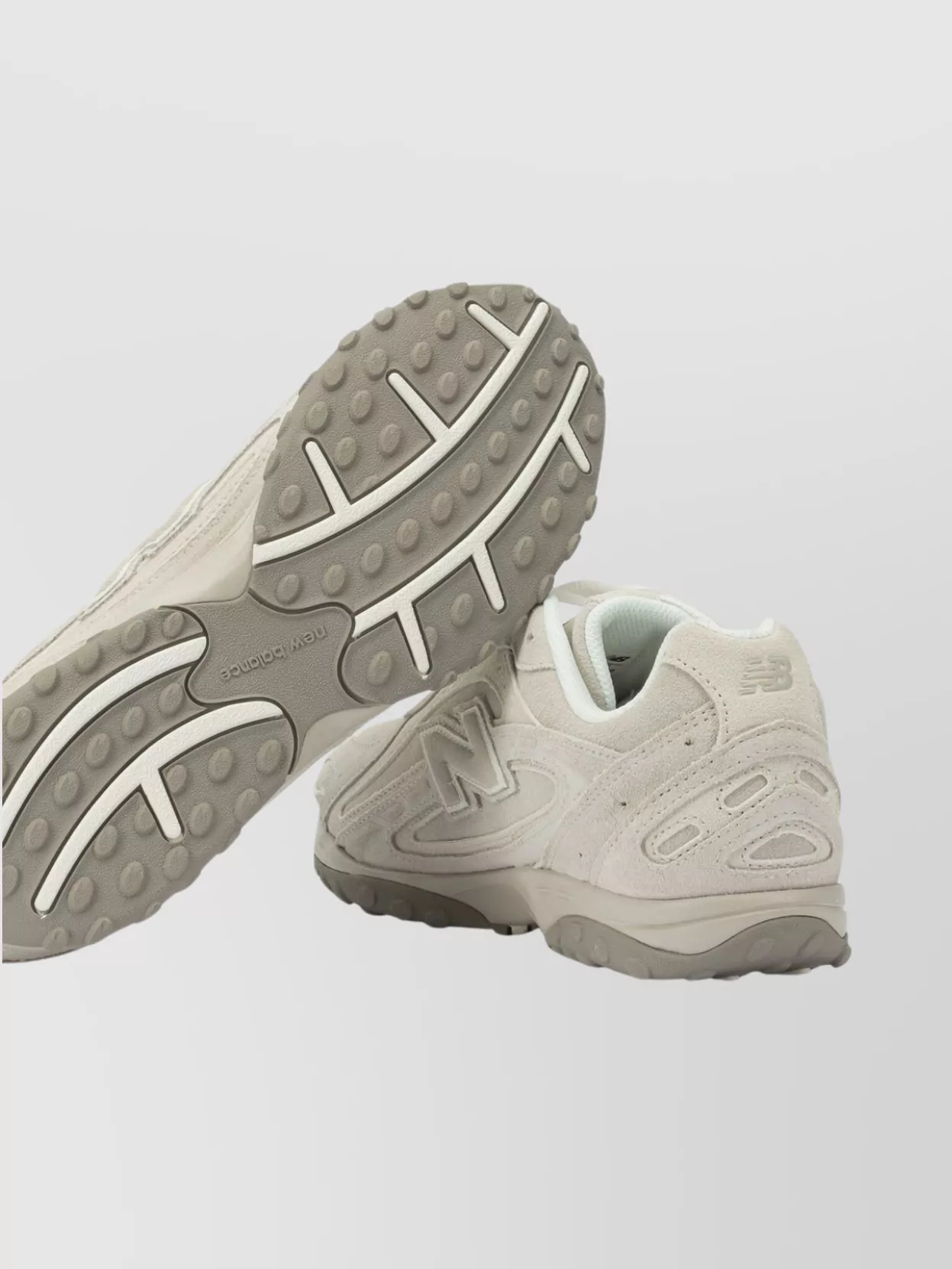 New Balance 204L Sneakers With Perforated Design And Textured Sole
