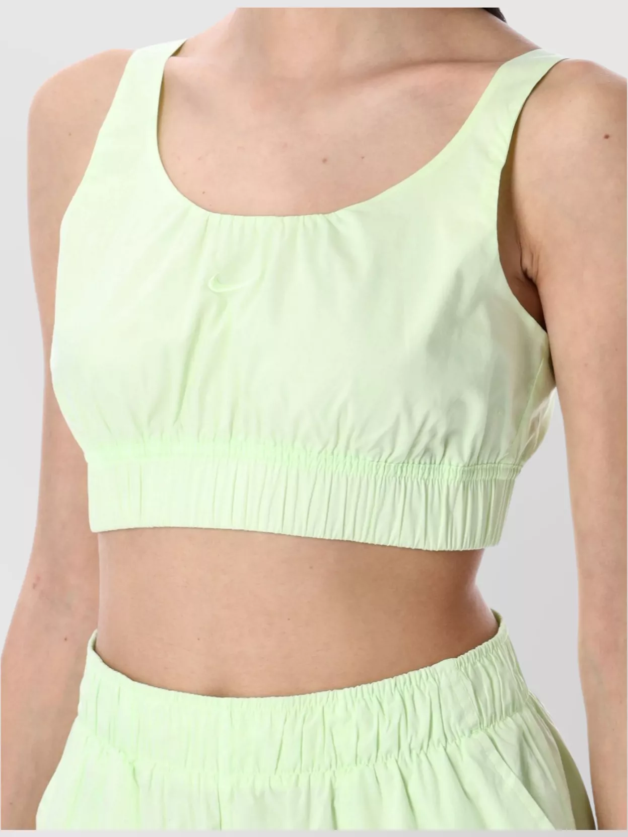 Nike Cropped Scoop Neck Sleeveless Top