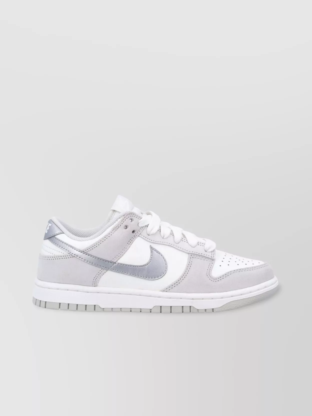 Nike Women's Low Dunk Leather Sneakers