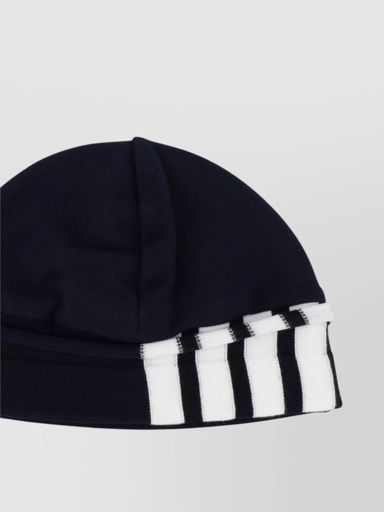 THOM BROWNE BEANIE FOLDED STRIPED CONTRAST DETAIL