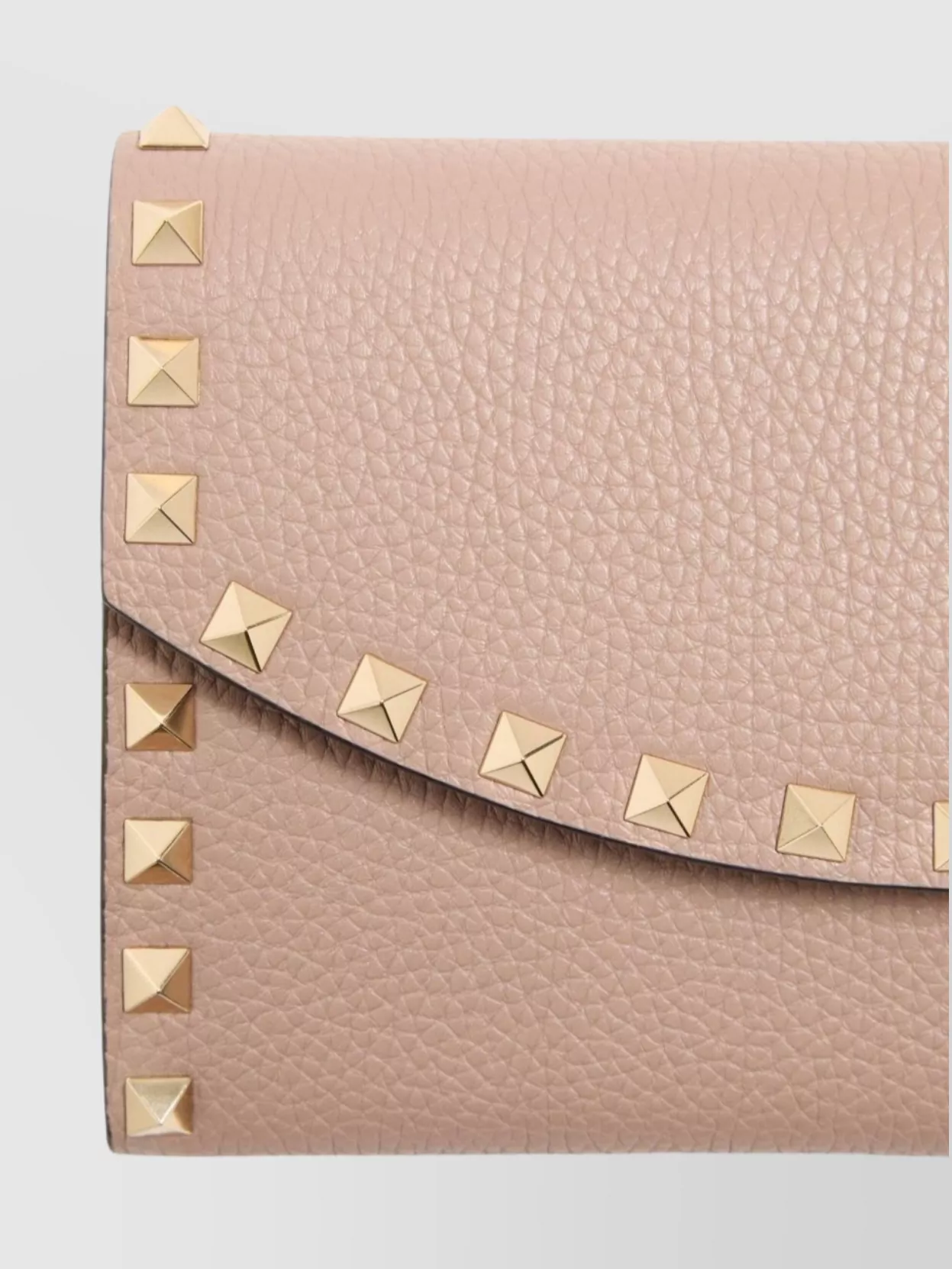 Valentino Garavani Chain Wallet Featuring Studded Design