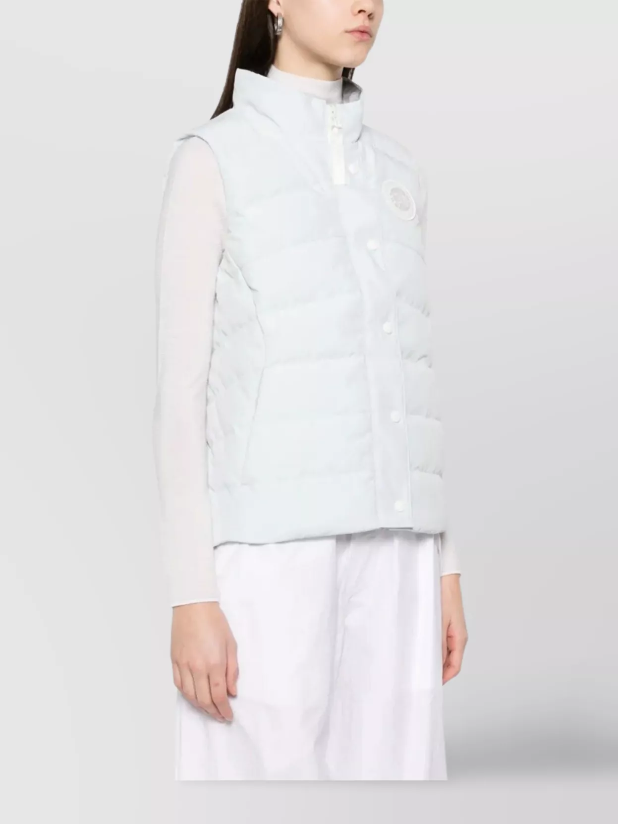 CANADA GOOSE SLEEVELESS JACKET WITH ELONGATED REAR EDGE 