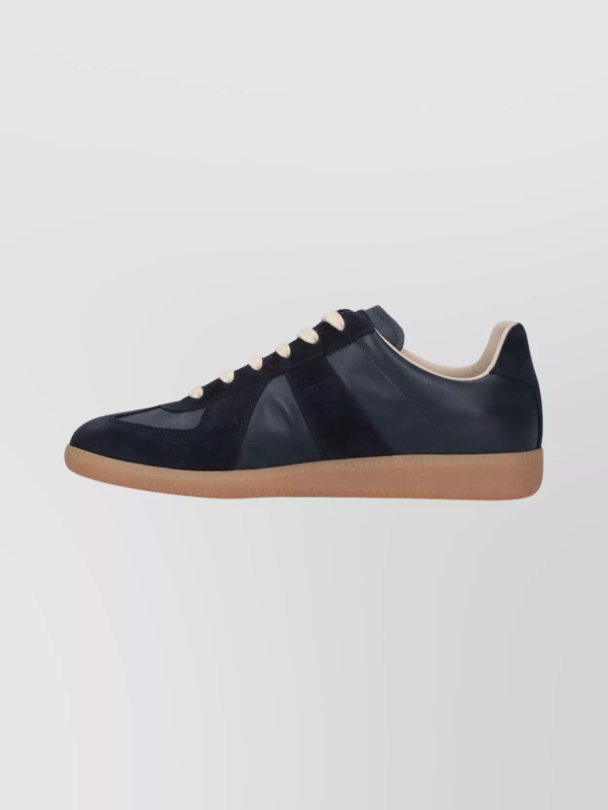 Maison Margiela Casual Low Top Sneakers With Suede Panels