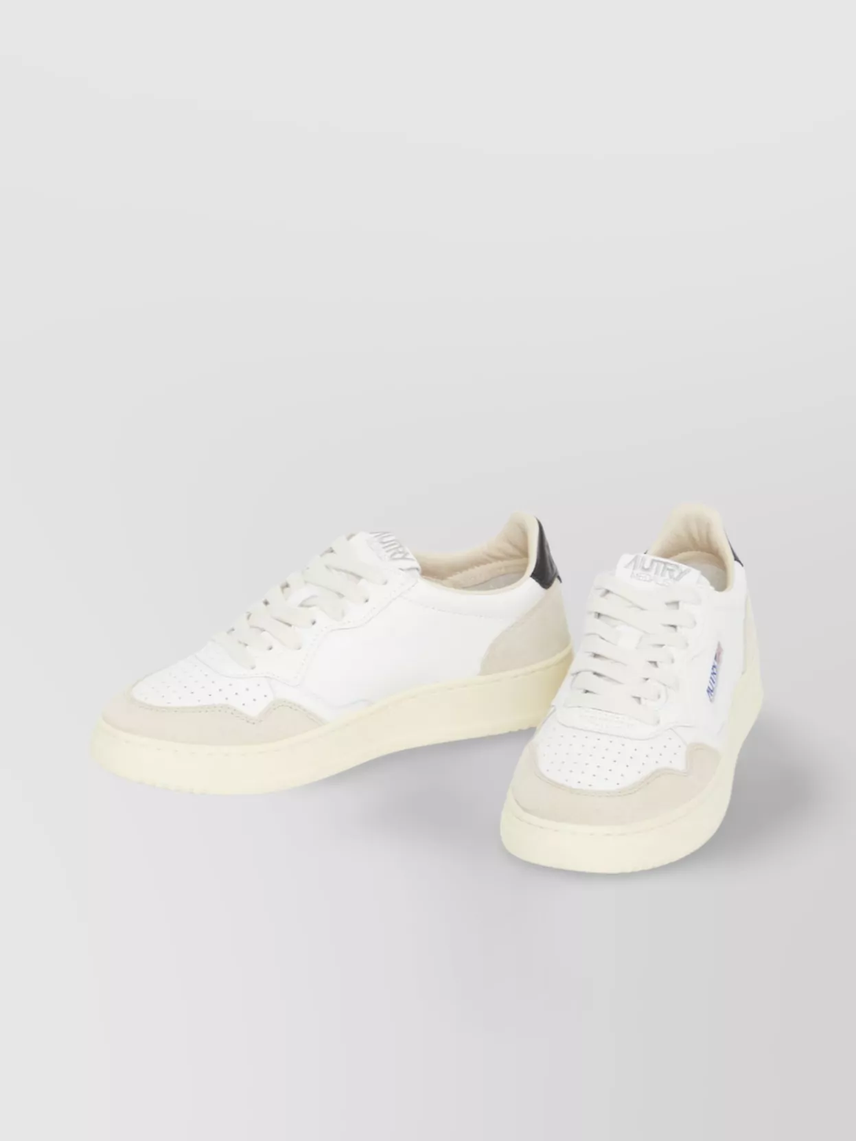 Autry Low-top Sneakers Leather Imperfections