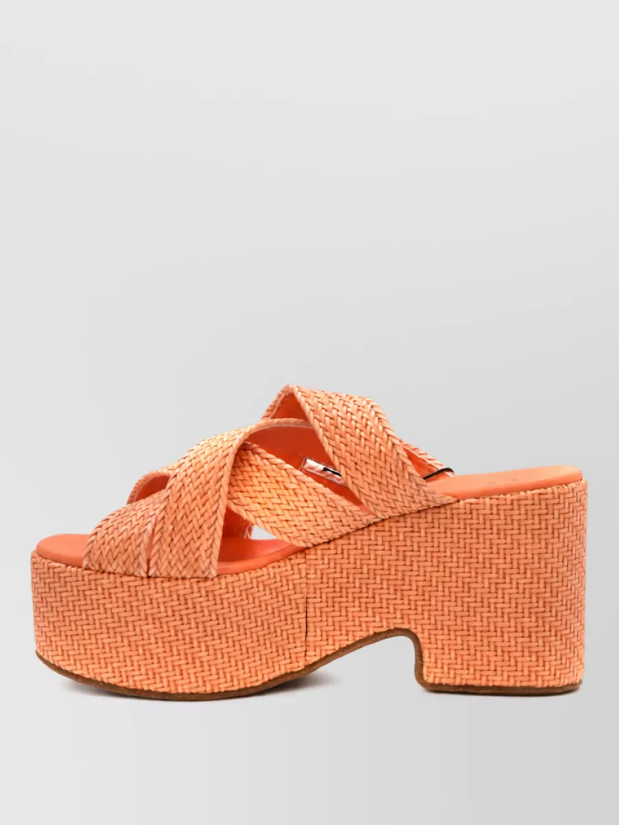 Themoiré platform sandals cross strap woven texture