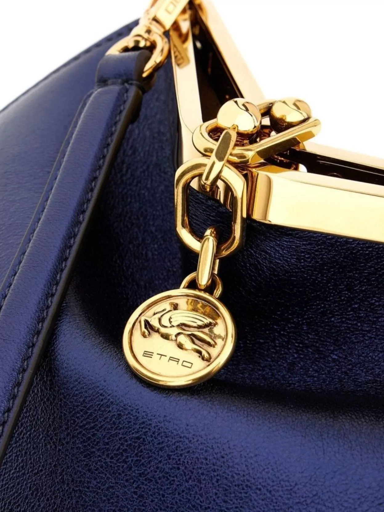 Etro Small Vela Shoulder Bag In Leather