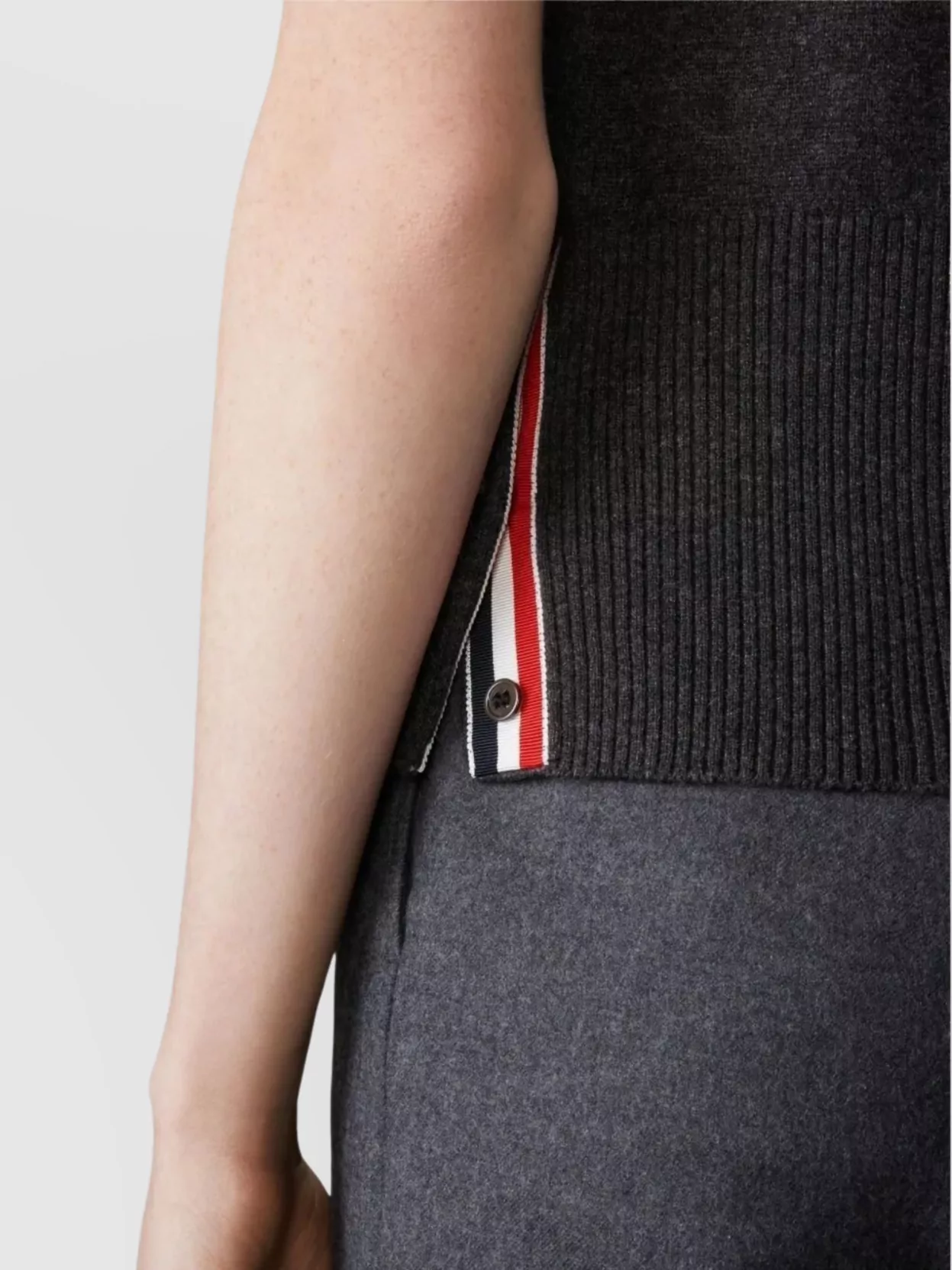 Thom Browne Cashmere Short Sleeve Polo With Ribbed Hem