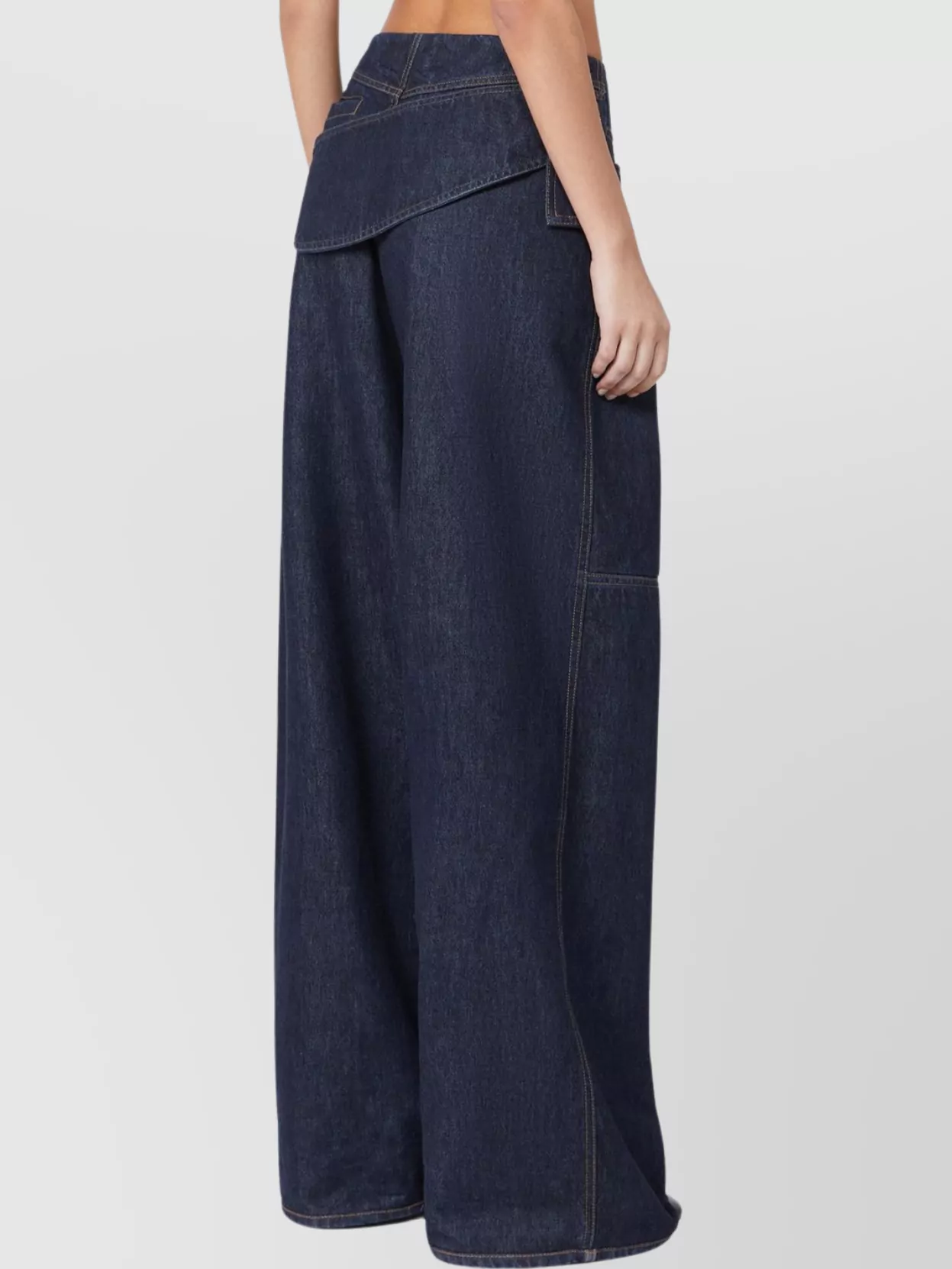 Sportmax Wide-Leg Tapered Jeans Belted Waist