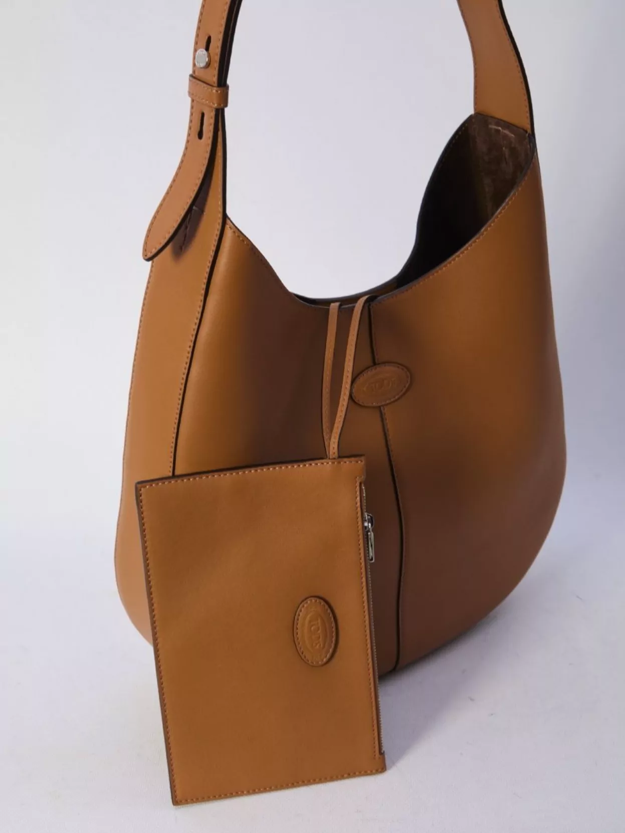 Tod's Calf Leather Shoulder Bag Hobo Style