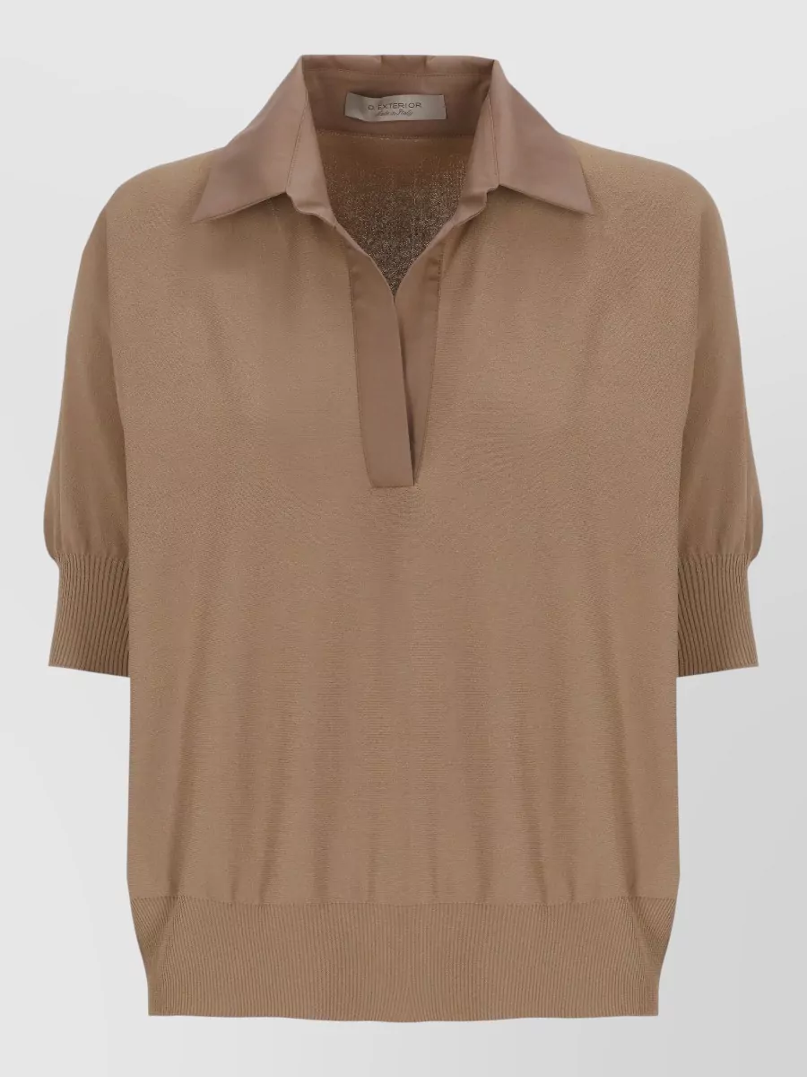 D.exterior short-sleeve v-neck polo top