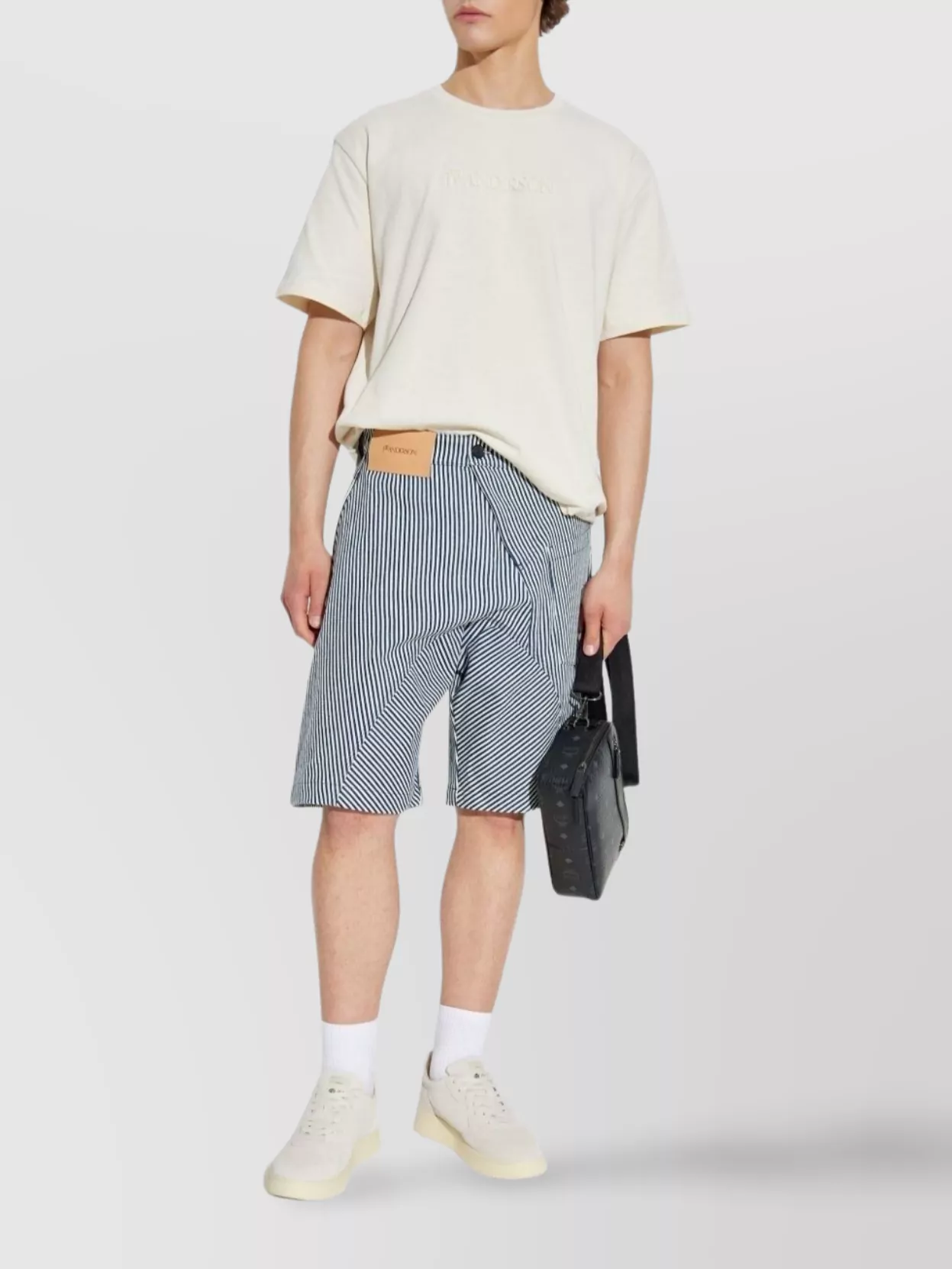 Jw Anderson Crew Neck Logo T-Shirt