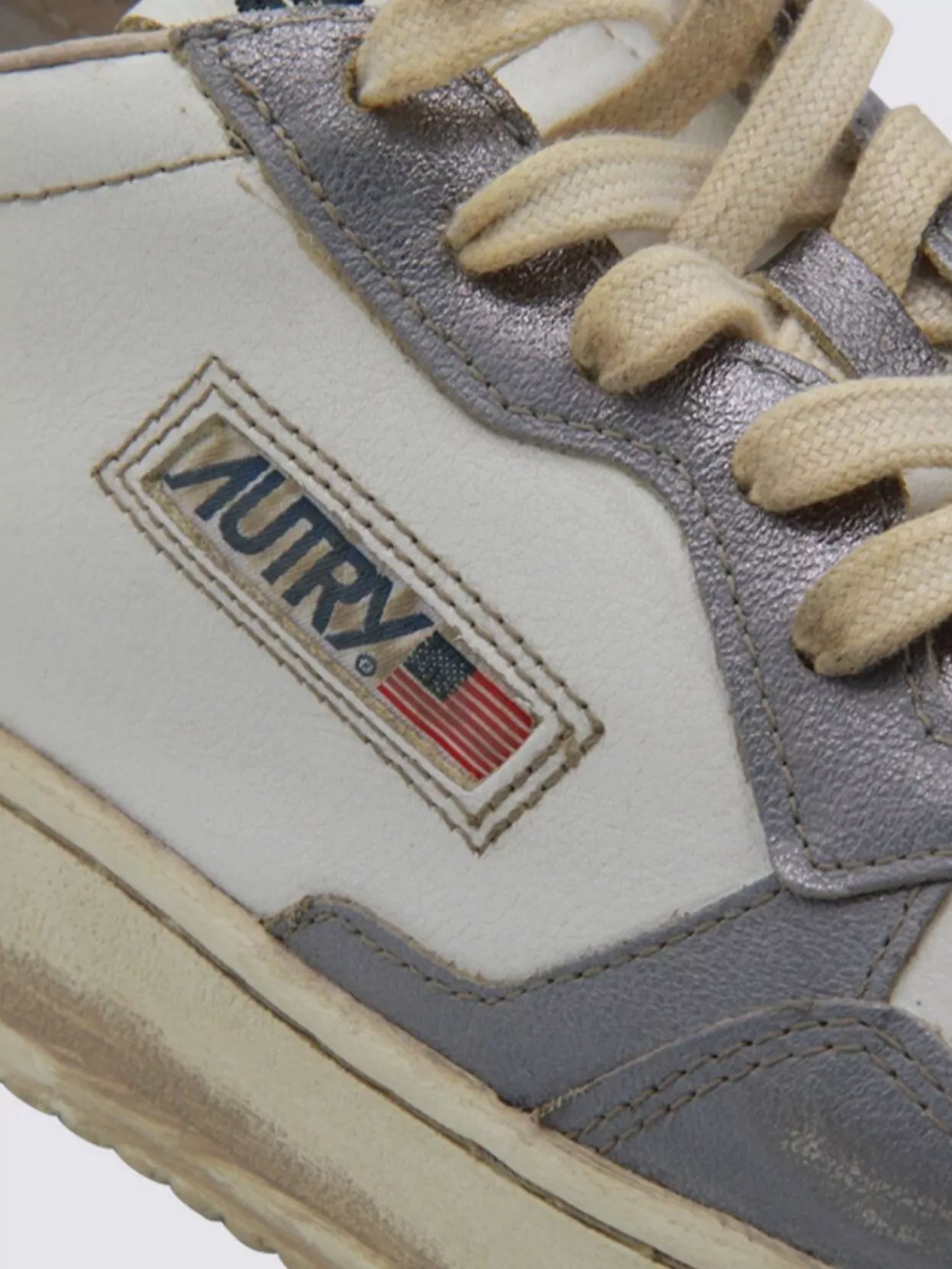 Autry Low Top Sneakers With Rubber Sole And Contrast Panels In Multi