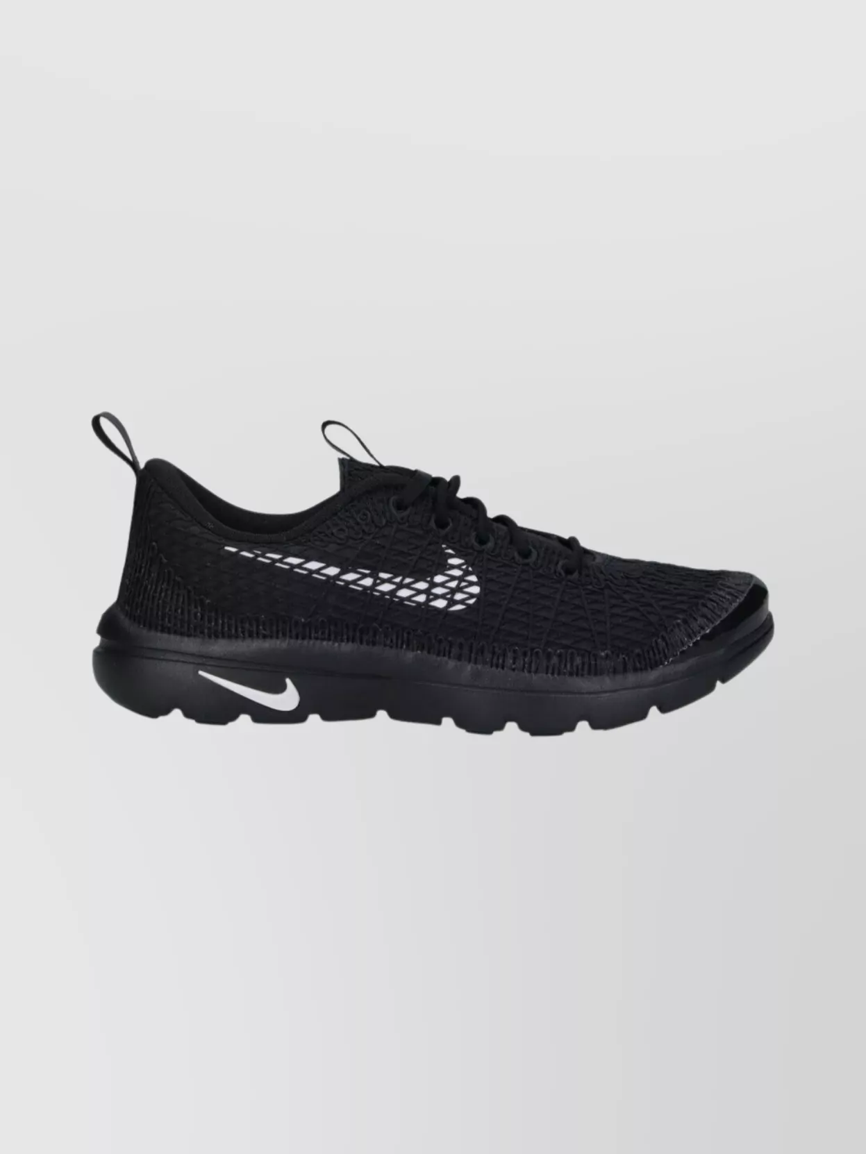 Comme Des Garçons Casual Round Toe Sneakers With Pull Tab