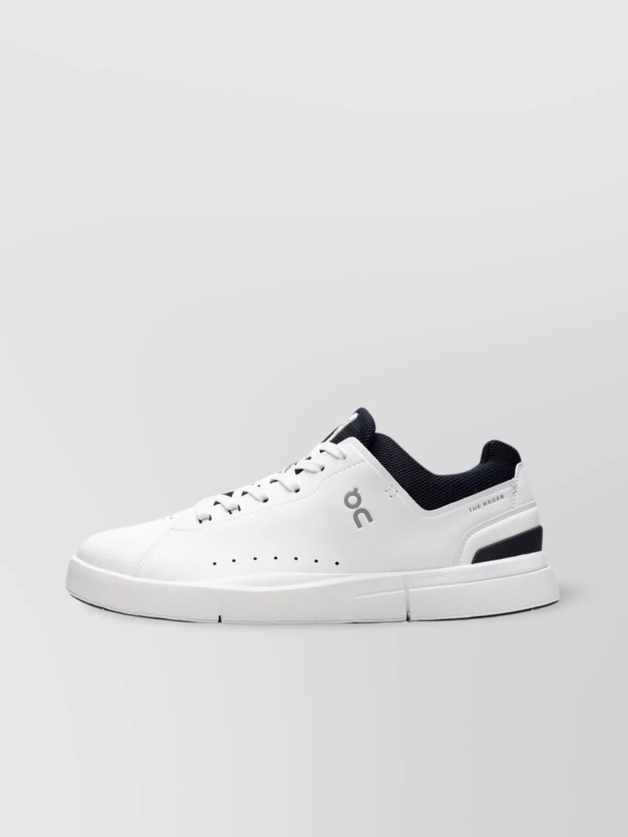 On Running Roger Advantage Sneakers In Faux Leather