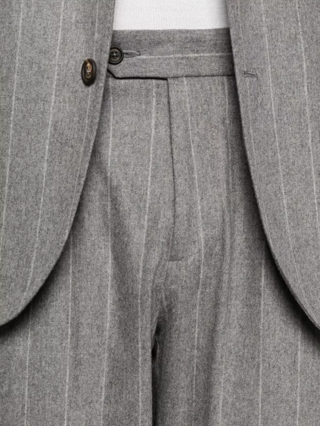 Eleventy Tailored Suit And Straight-Leg Trousers